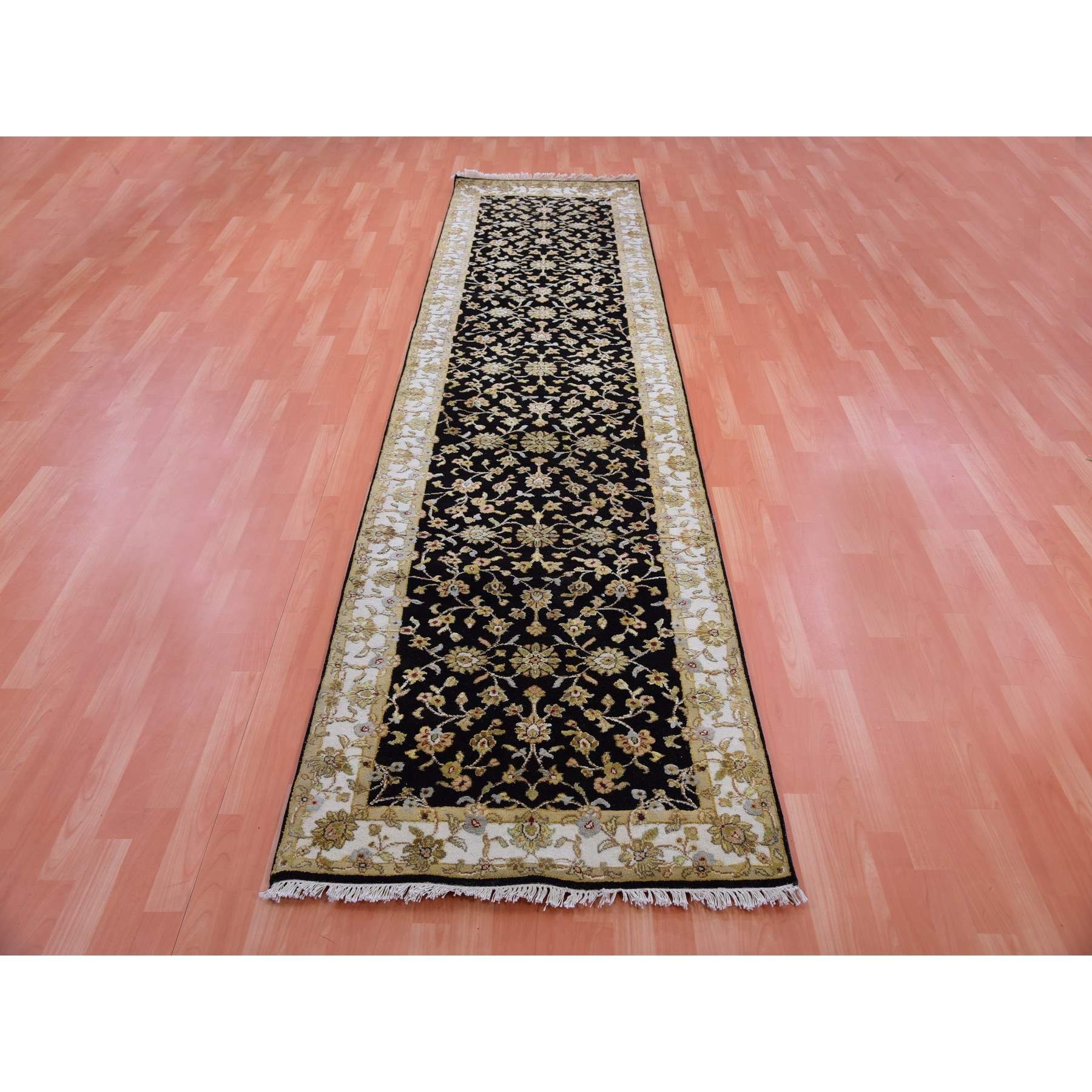 Rajasthan-Hand-Knotted-Rug-376905