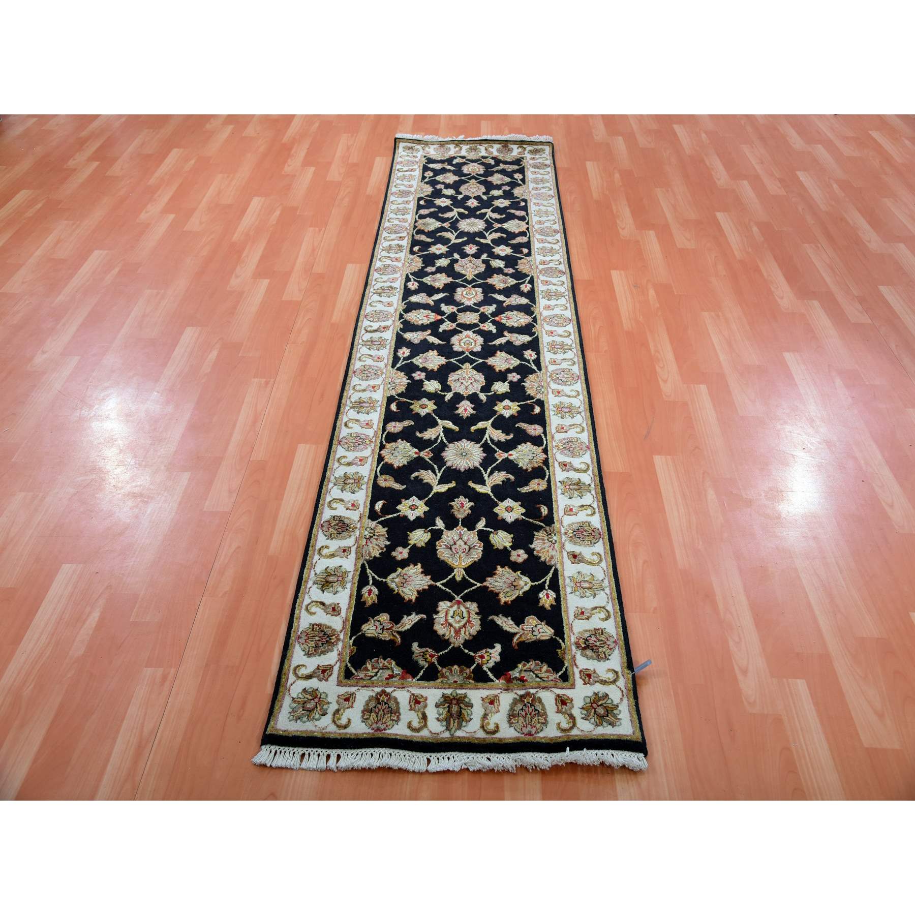 Rajasthan-Hand-Knotted-Rug-376915