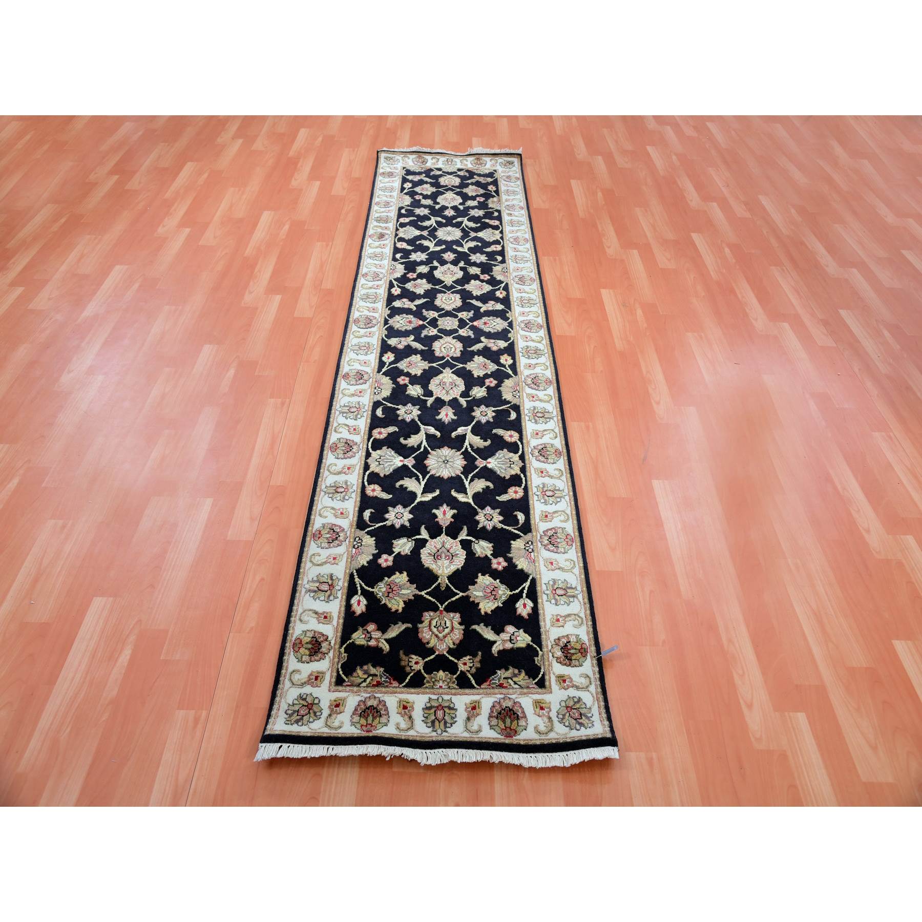 Rajasthan-Hand-Knotted-Rug-376945