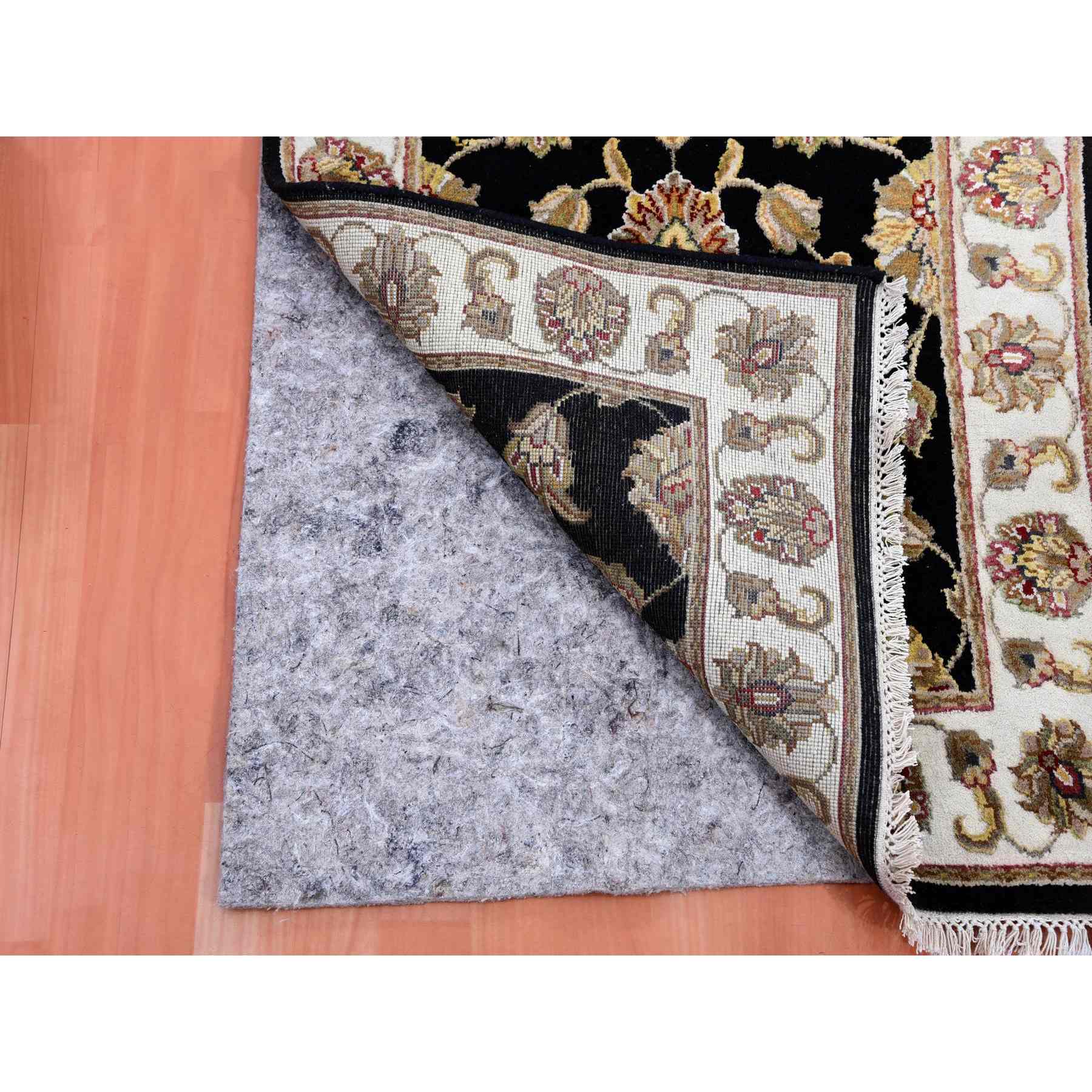 Rajasthan-Hand-Knotted-Rug-376950