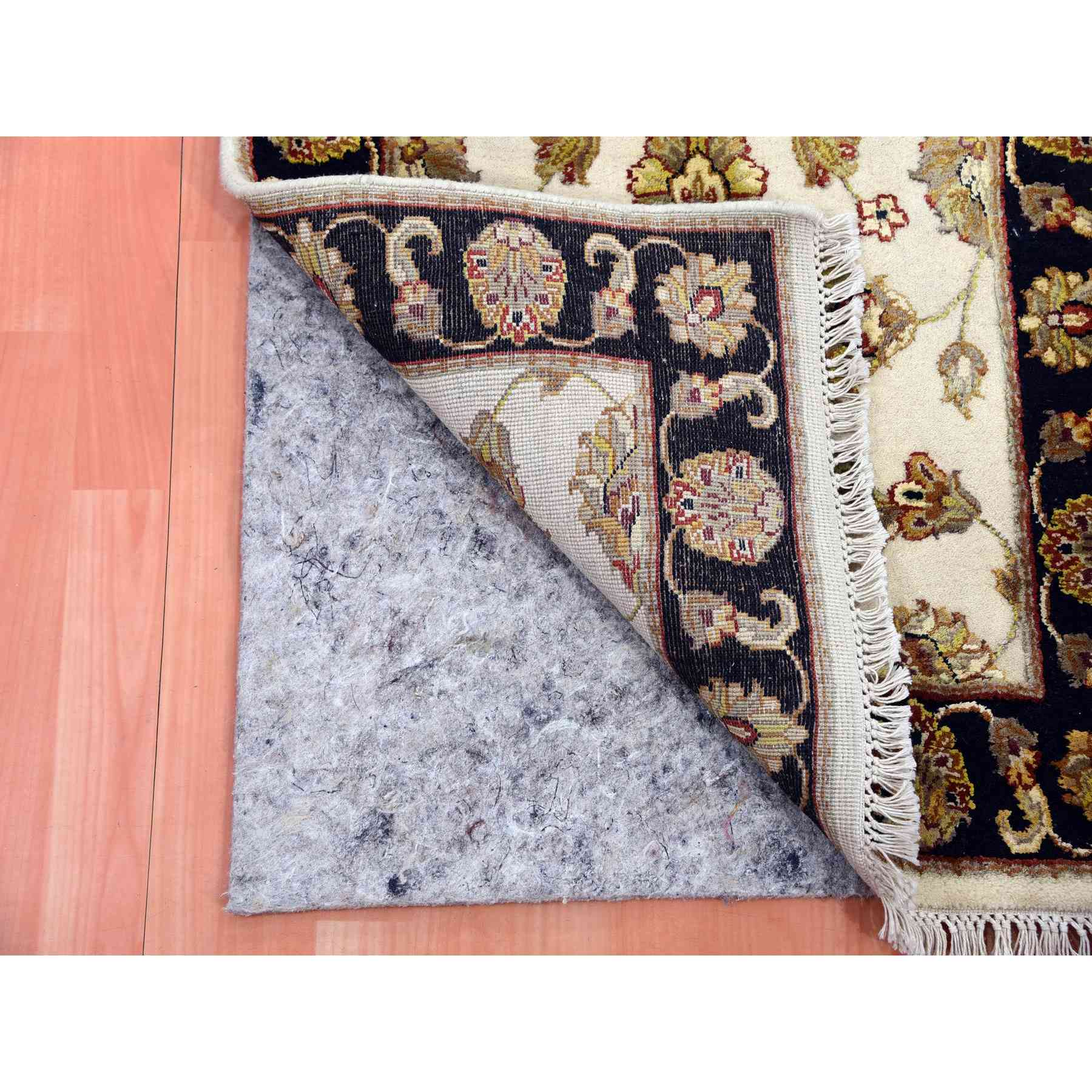 Rajasthan-Hand-Knotted-Rug-376970