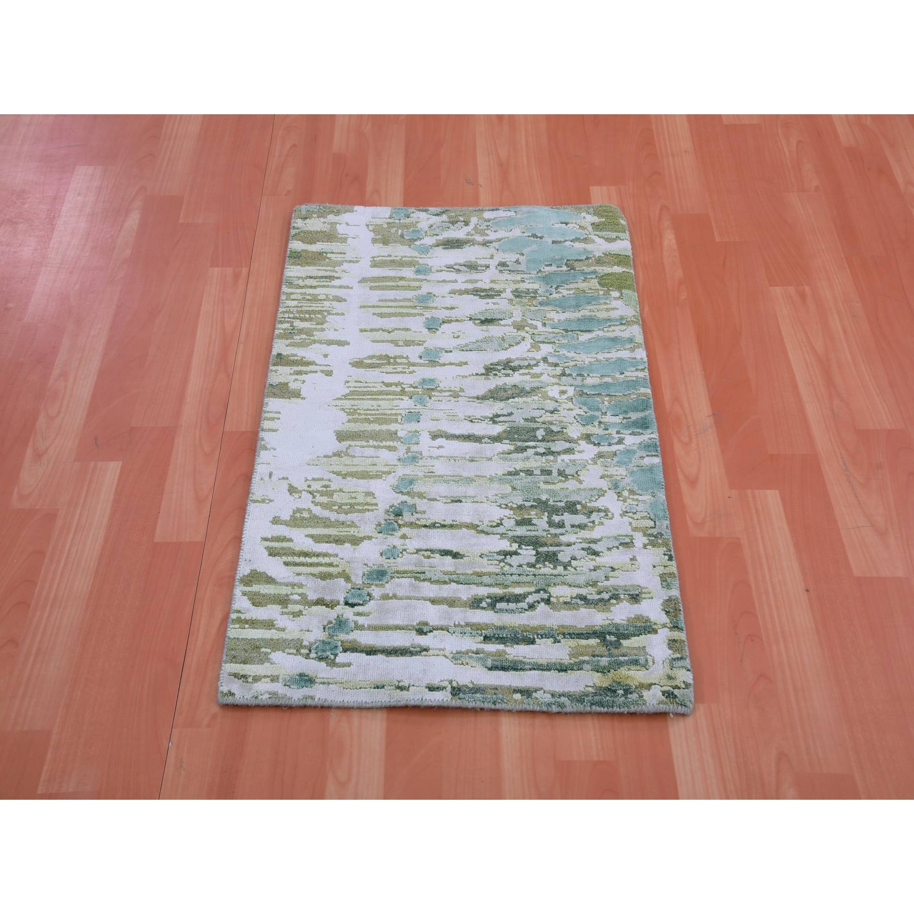 Silk-Hand-Knotted-Rug-377115