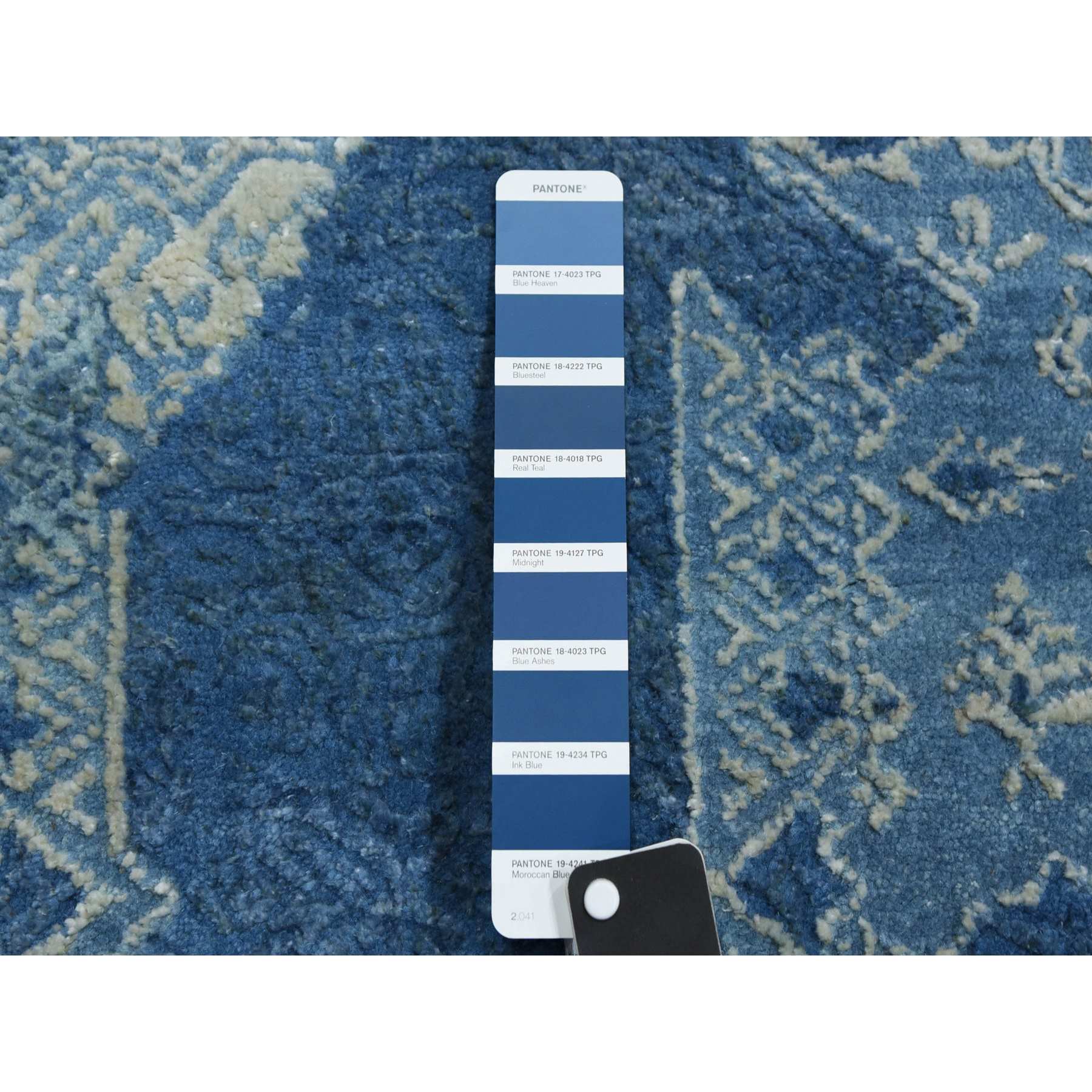 Transitional-Hand-Knotted-Rug-375450