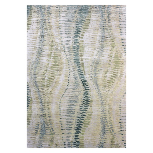Hemlock and Arbusto Green, 100% Silk, Hand Knotted, Crocodile Safari Design, Oriental 