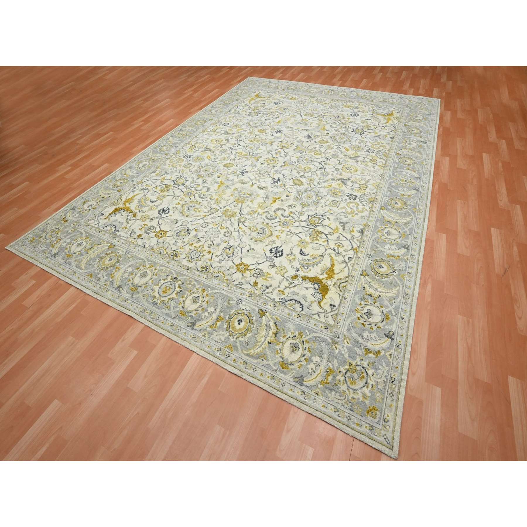 Fine-Oriental-Hand-Knotted-Rug-379130