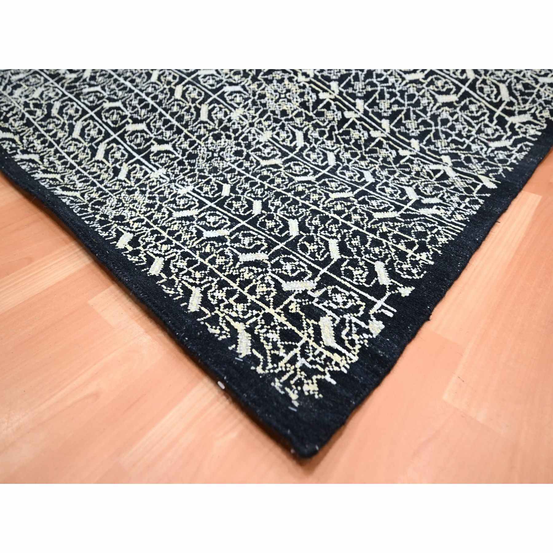 Fine-Oriental-Hand-Knotted-Rug-379650