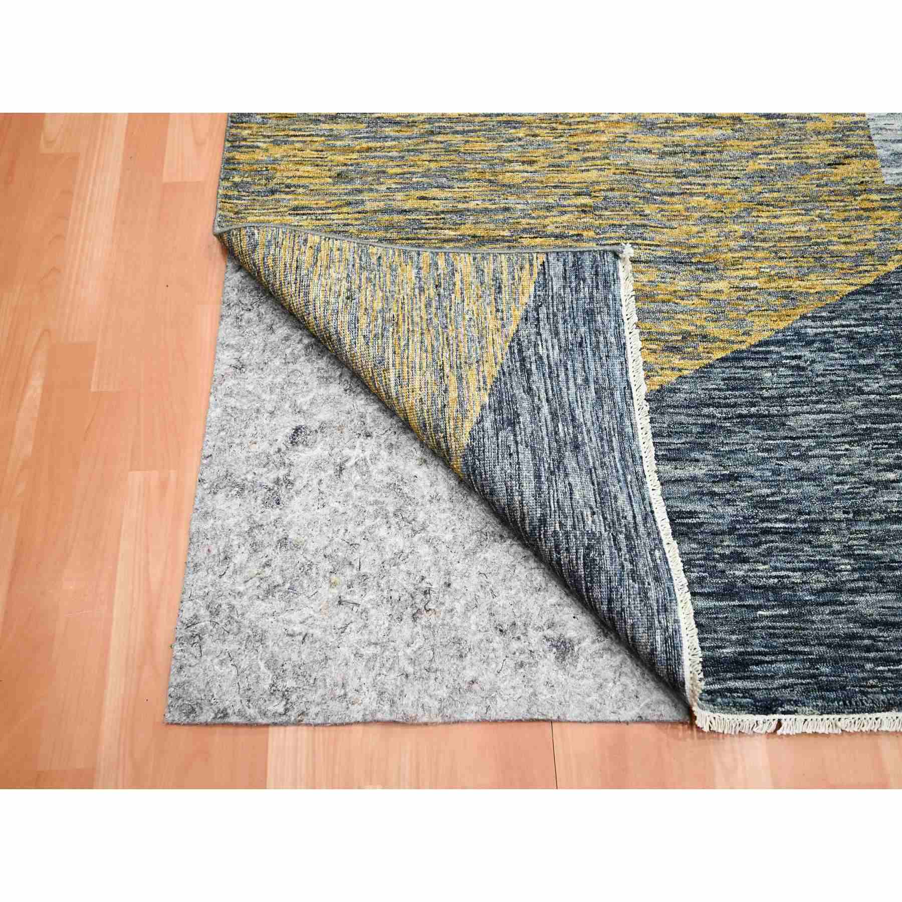 Modern-and-Contemporary-Hand-Knotted-Rug-377515