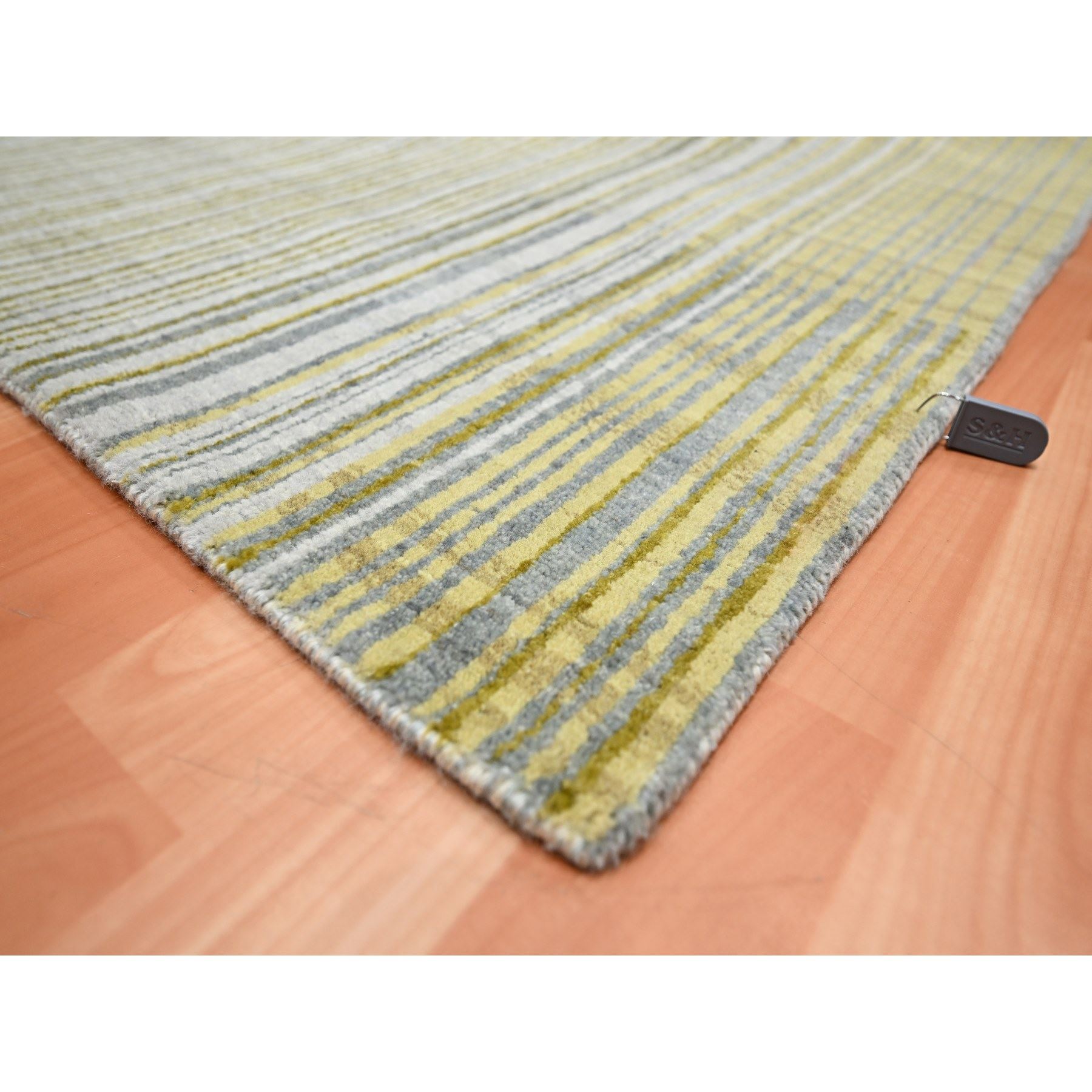 Modern-and-Contemporary-Hand-Knotted-Rug-377530