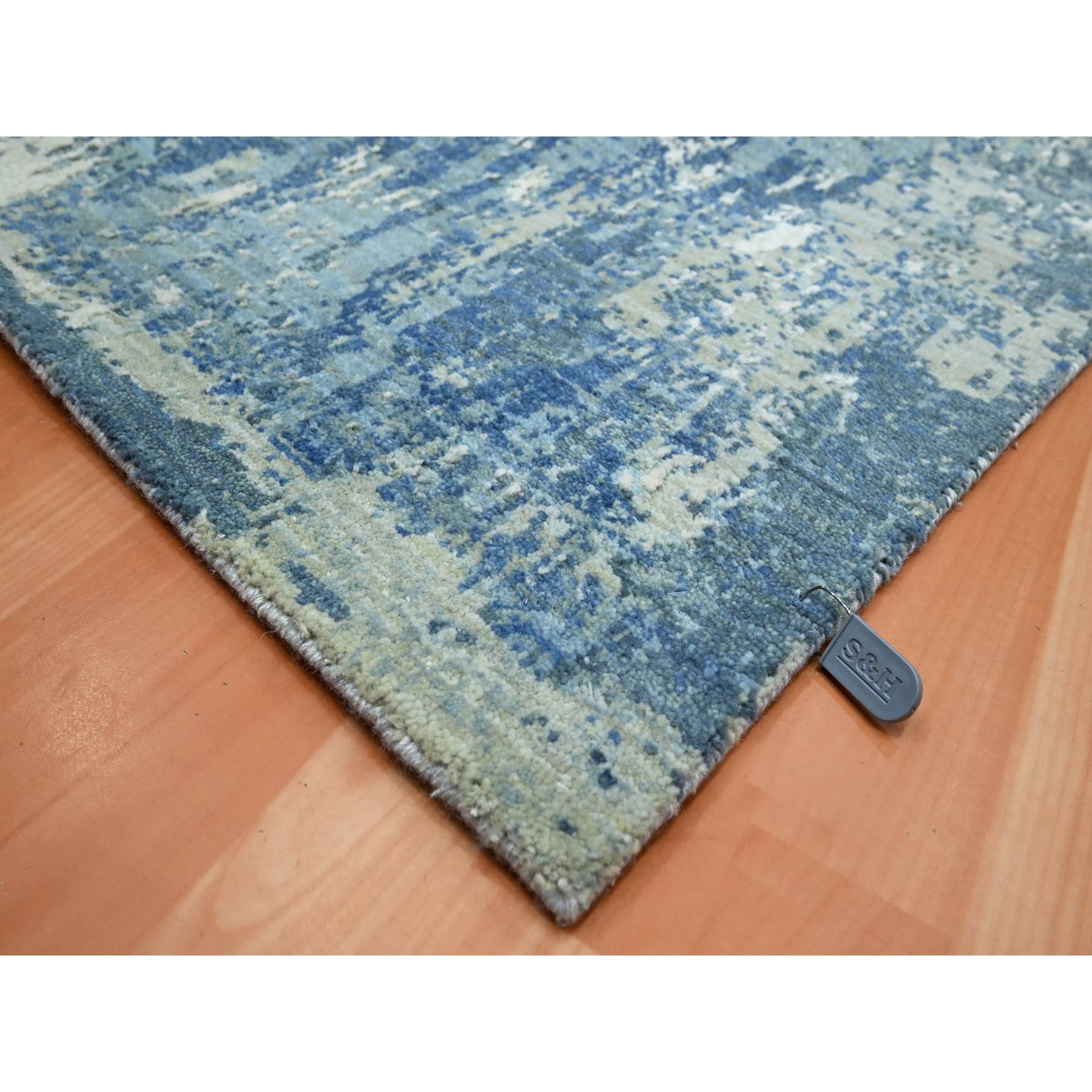 Modern-and-Contemporary-Hand-Knotted-Rug-377670