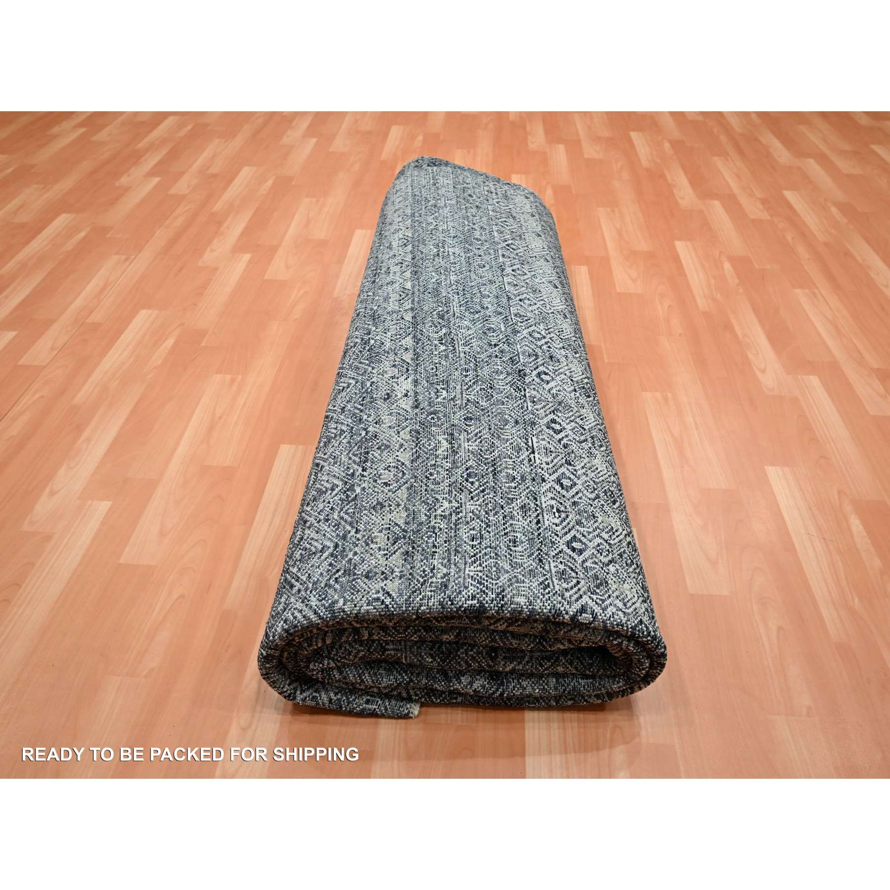 Modern-and-Contemporary-Hand-Knotted-Rug-377725