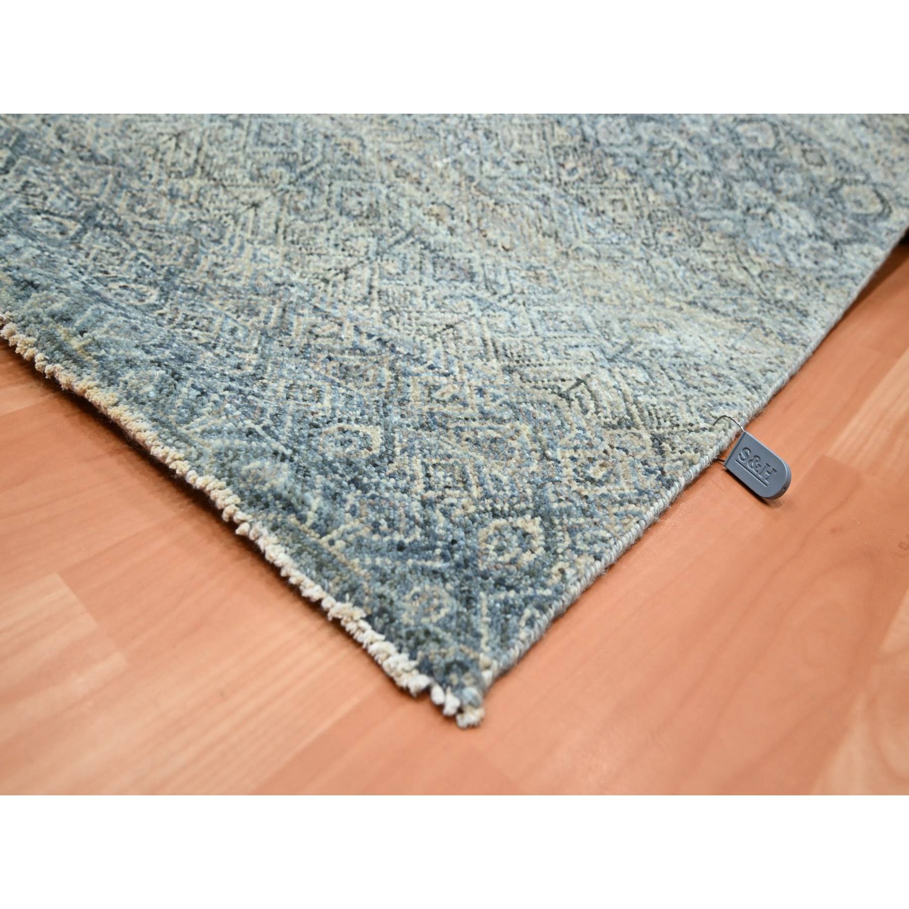 Modern-and-Contemporary-Hand-Knotted-Rug-377730