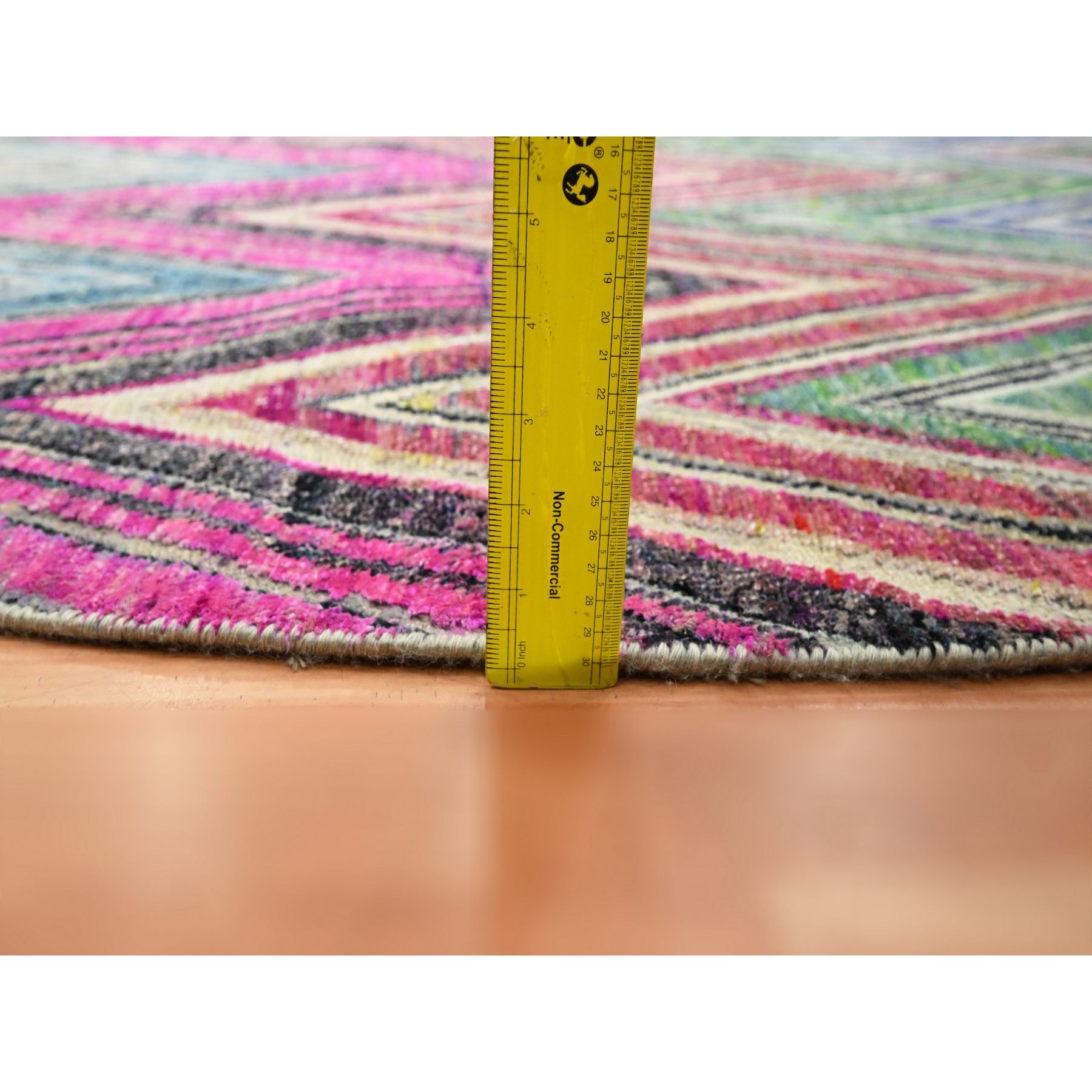 Modern-and-Contemporary-Hand-Knotted-Rug-377835