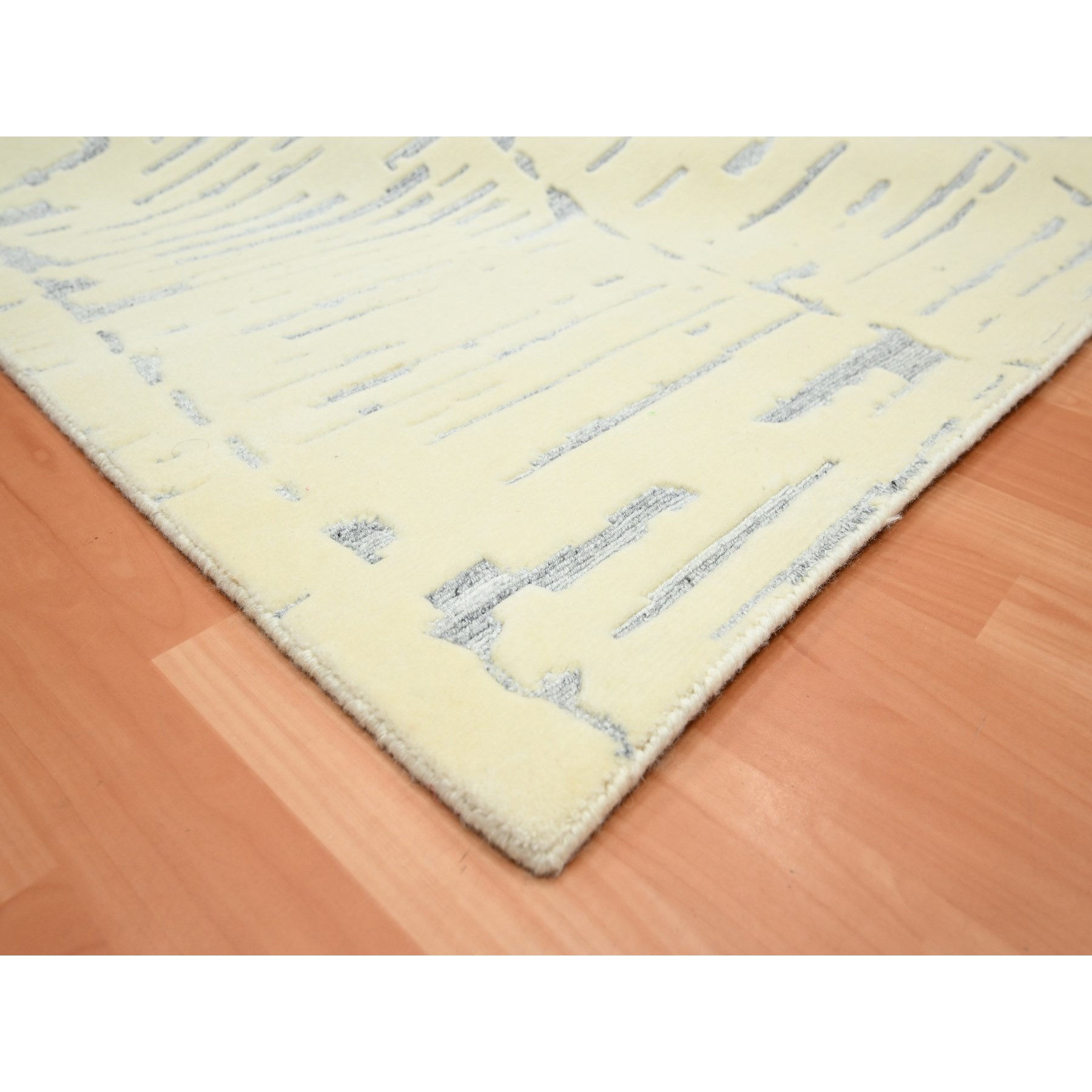 Modern-and-Contemporary-Hand-Knotted-Rug-378200