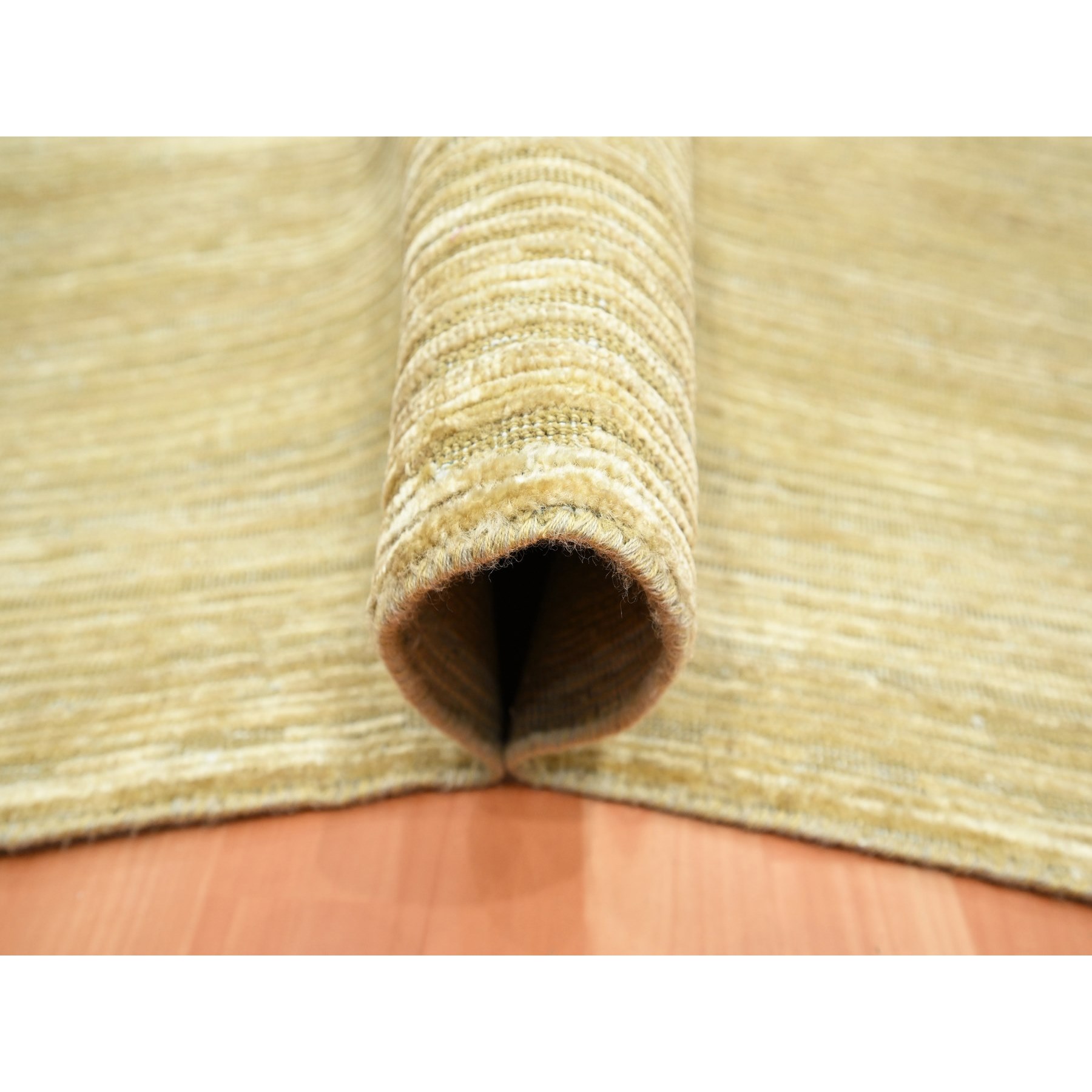 Modern-and-Contemporary-Hand-Knotted-Rug-378355