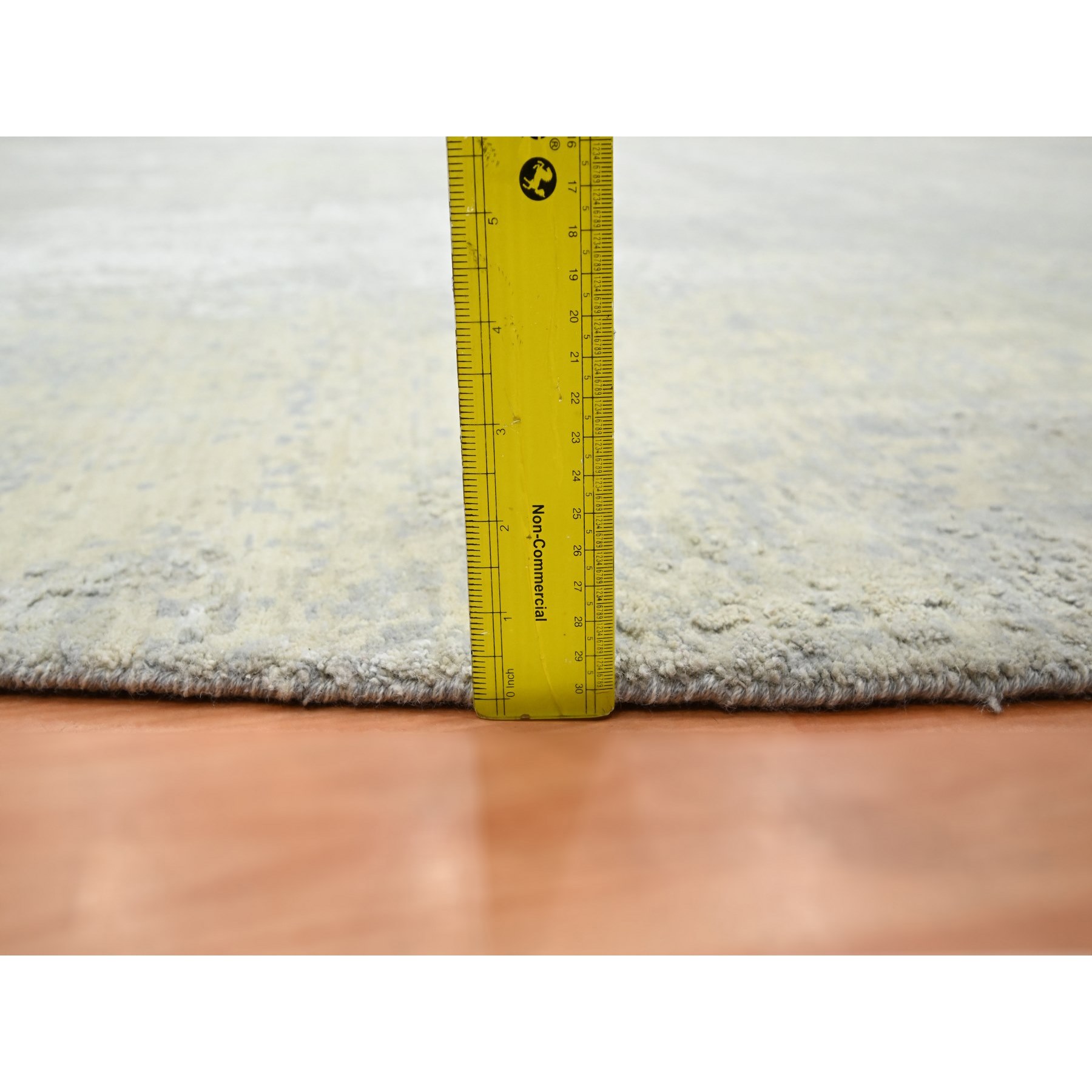 Modern-and-Contemporary-Hand-Knotted-Rug-378375