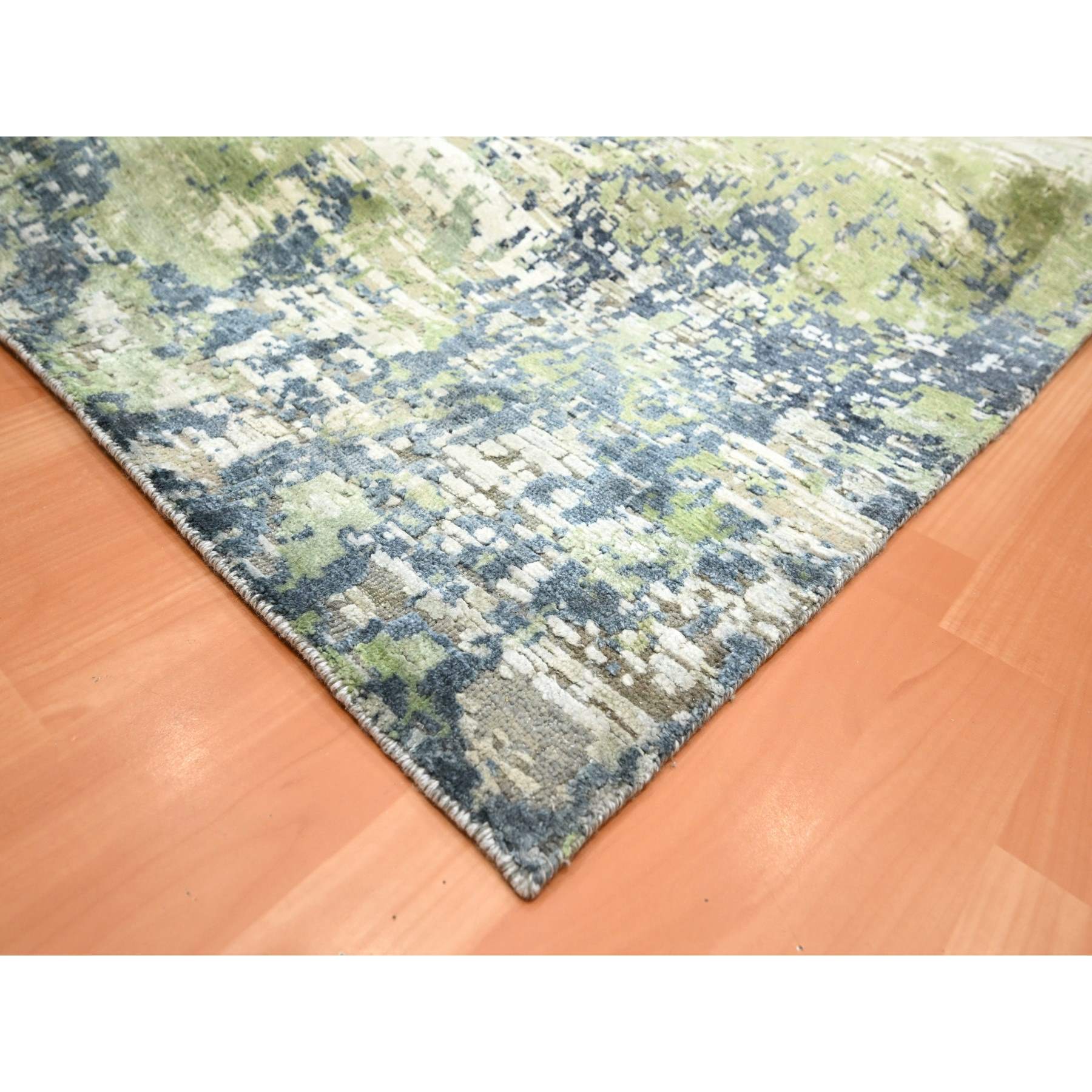 Modern-and-Contemporary-Hand-Knotted-Rug-378395