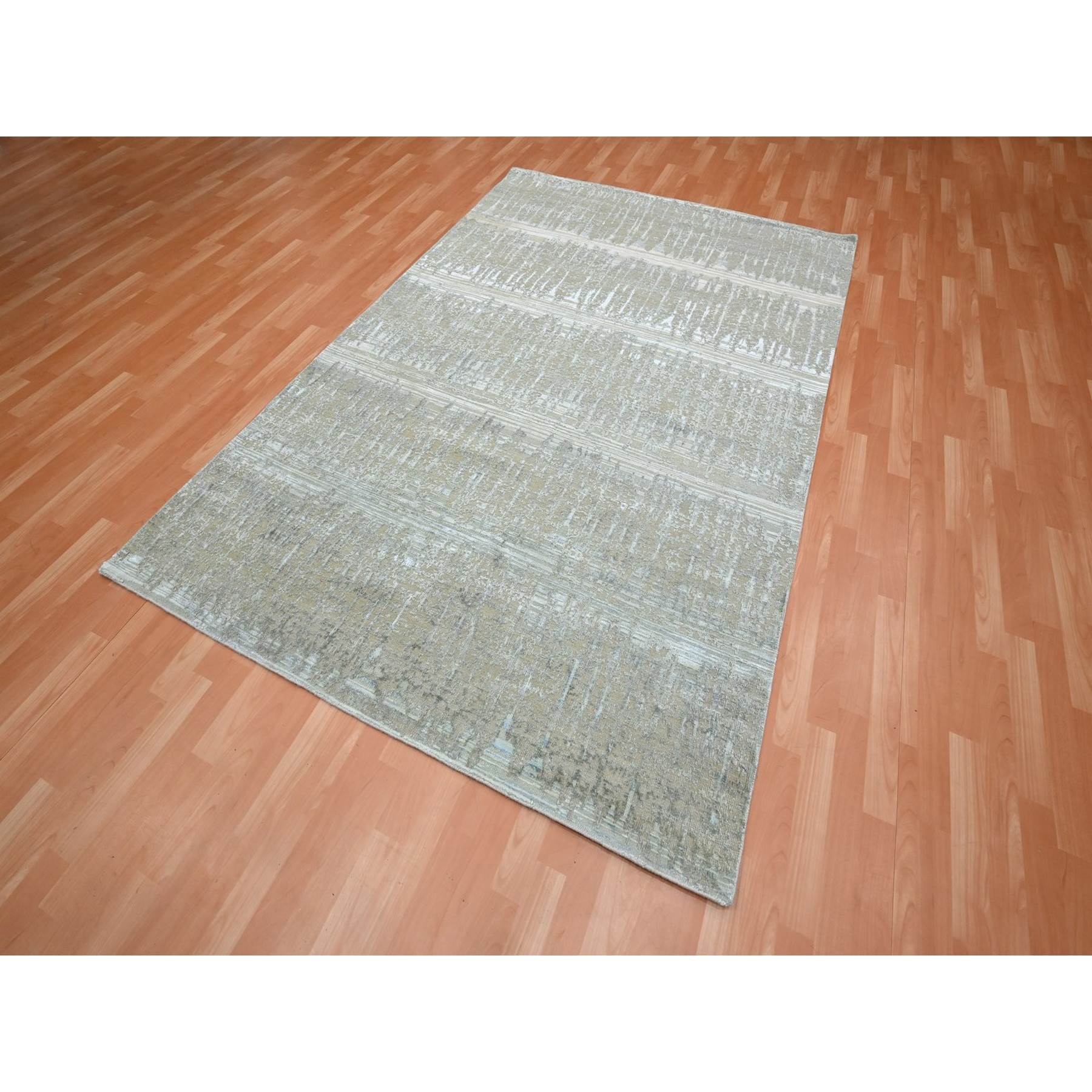 Modern-and-Contemporary-Hand-Knotted-Rug-379175