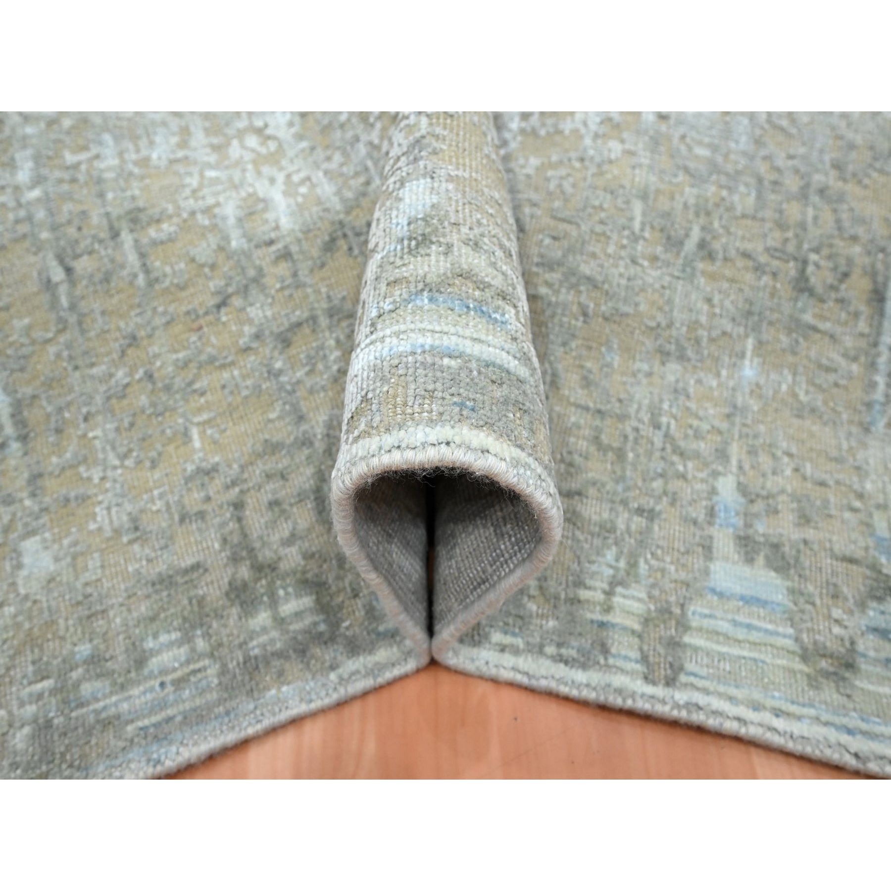 Modern-and-Contemporary-Hand-Knotted-Rug-379175
