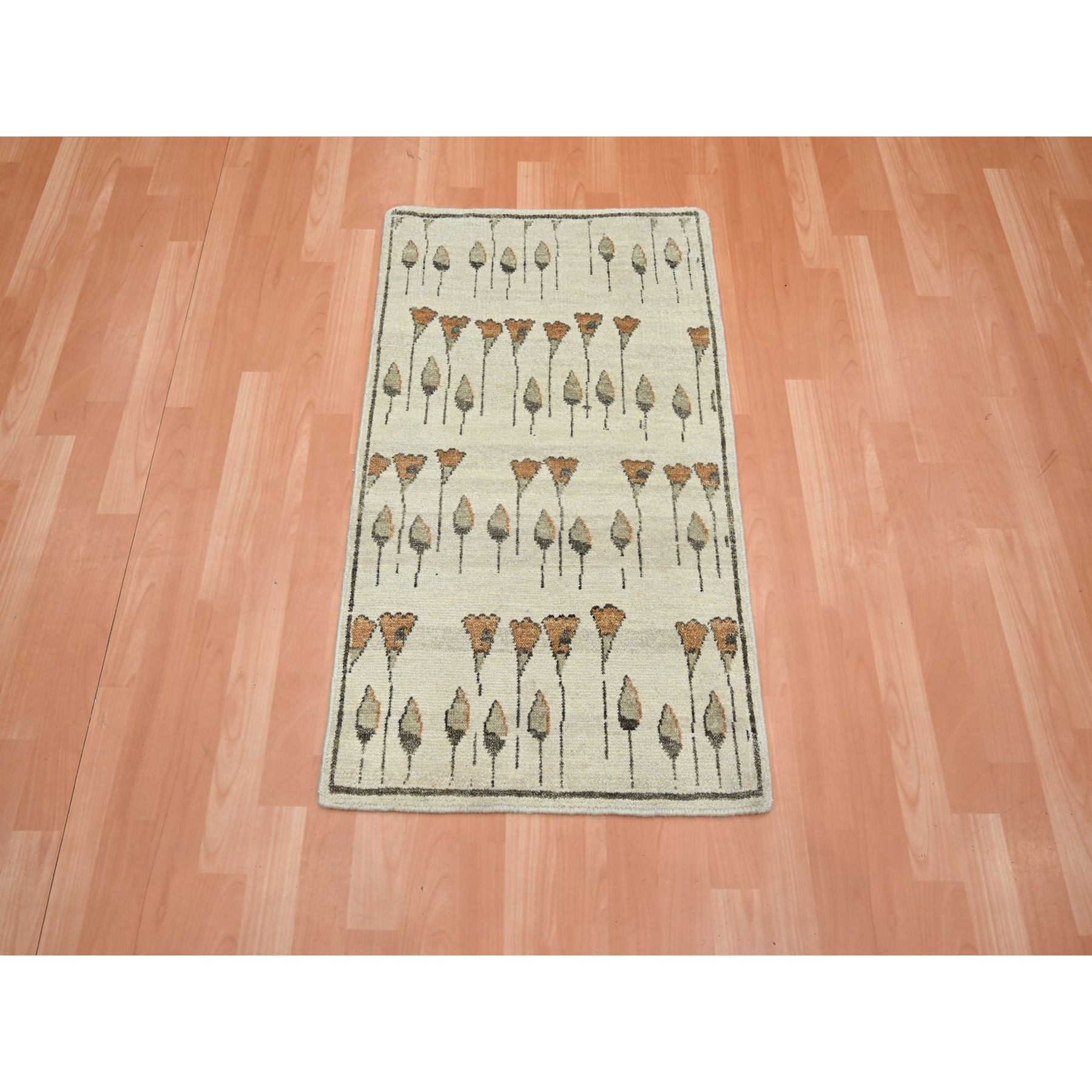 Modern-and-Contemporary-Hand-Knotted-Rug-379270