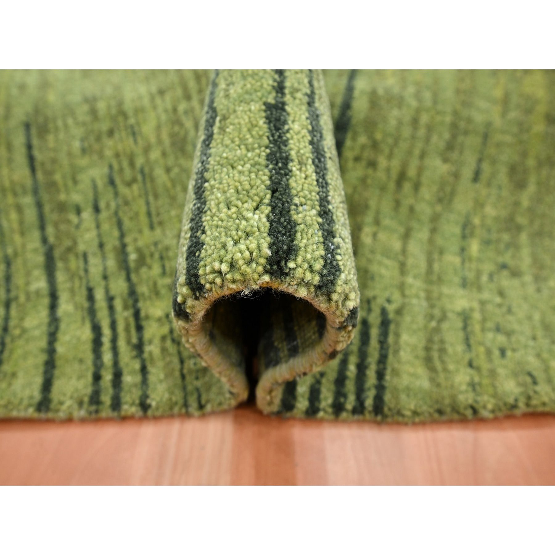 Modern-and-Contemporary-Hand-Knotted-Rug-379290