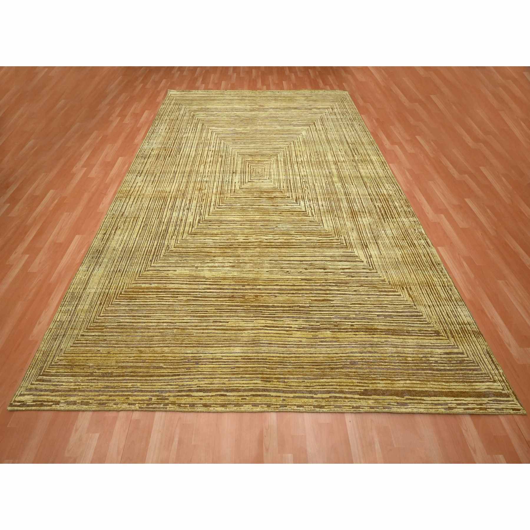 Modern-and-Contemporary-Hand-Knotted-Rug-379360