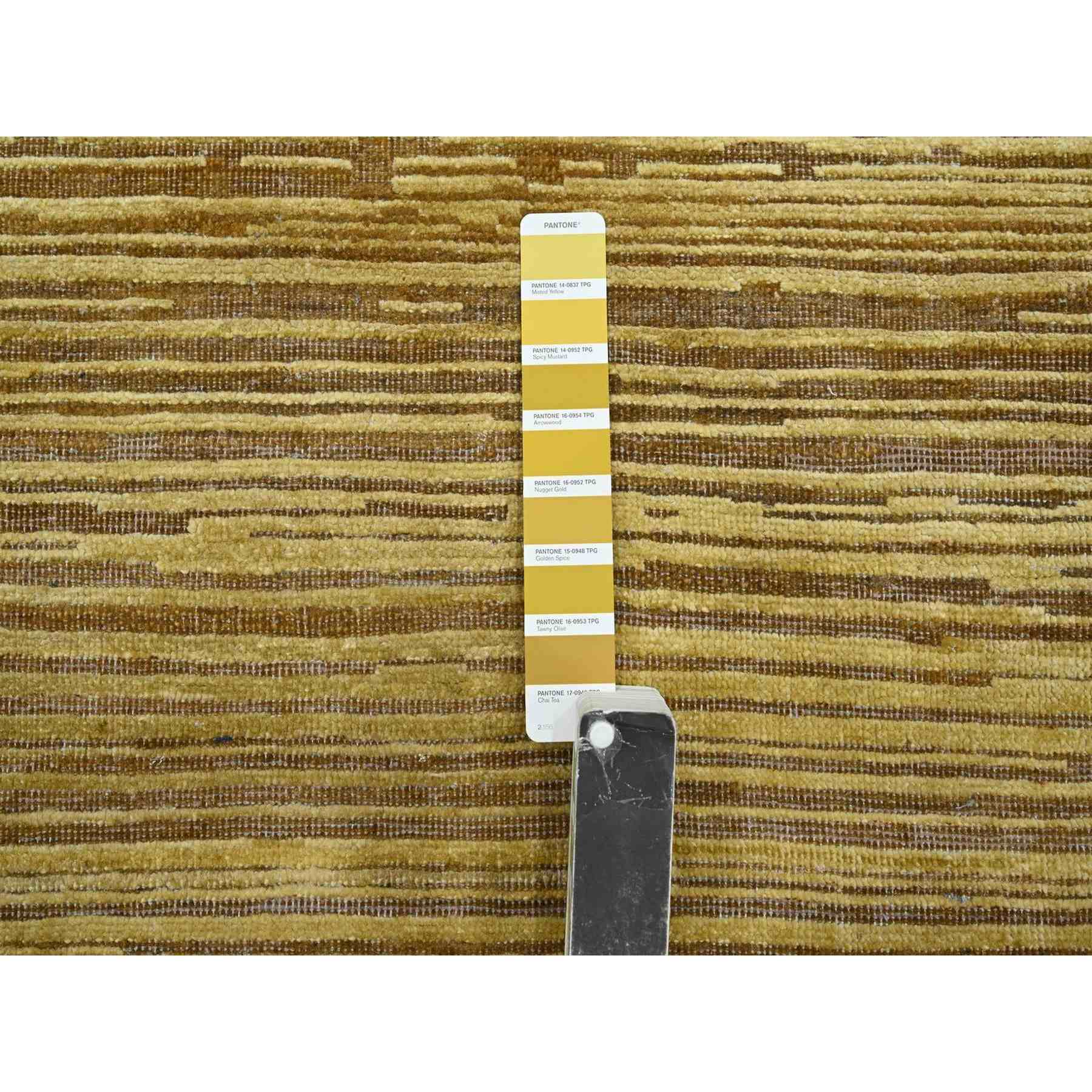 Modern-and-Contemporary-Hand-Knotted-Rug-379360