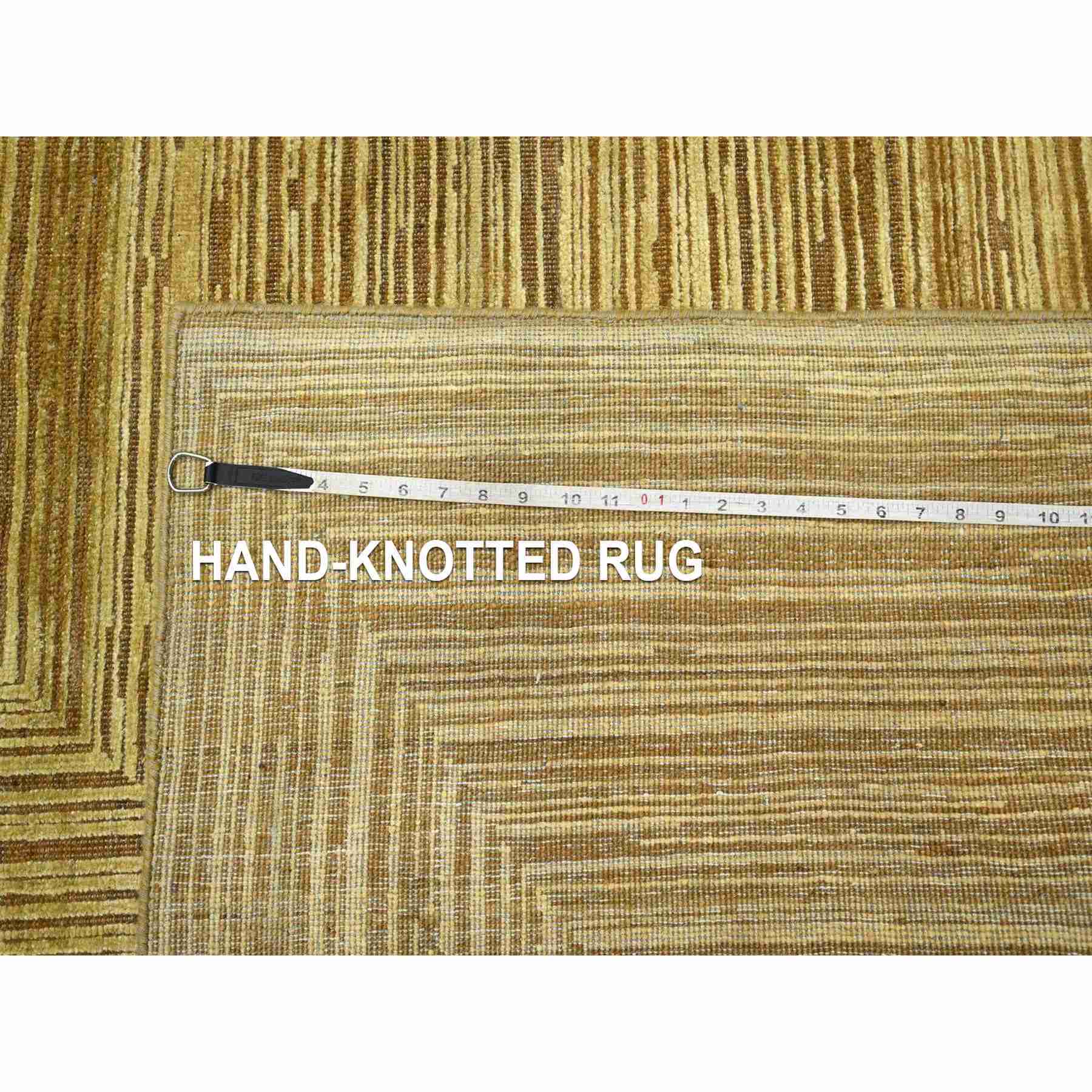 Modern-and-Contemporary-Hand-Knotted-Rug-379360
