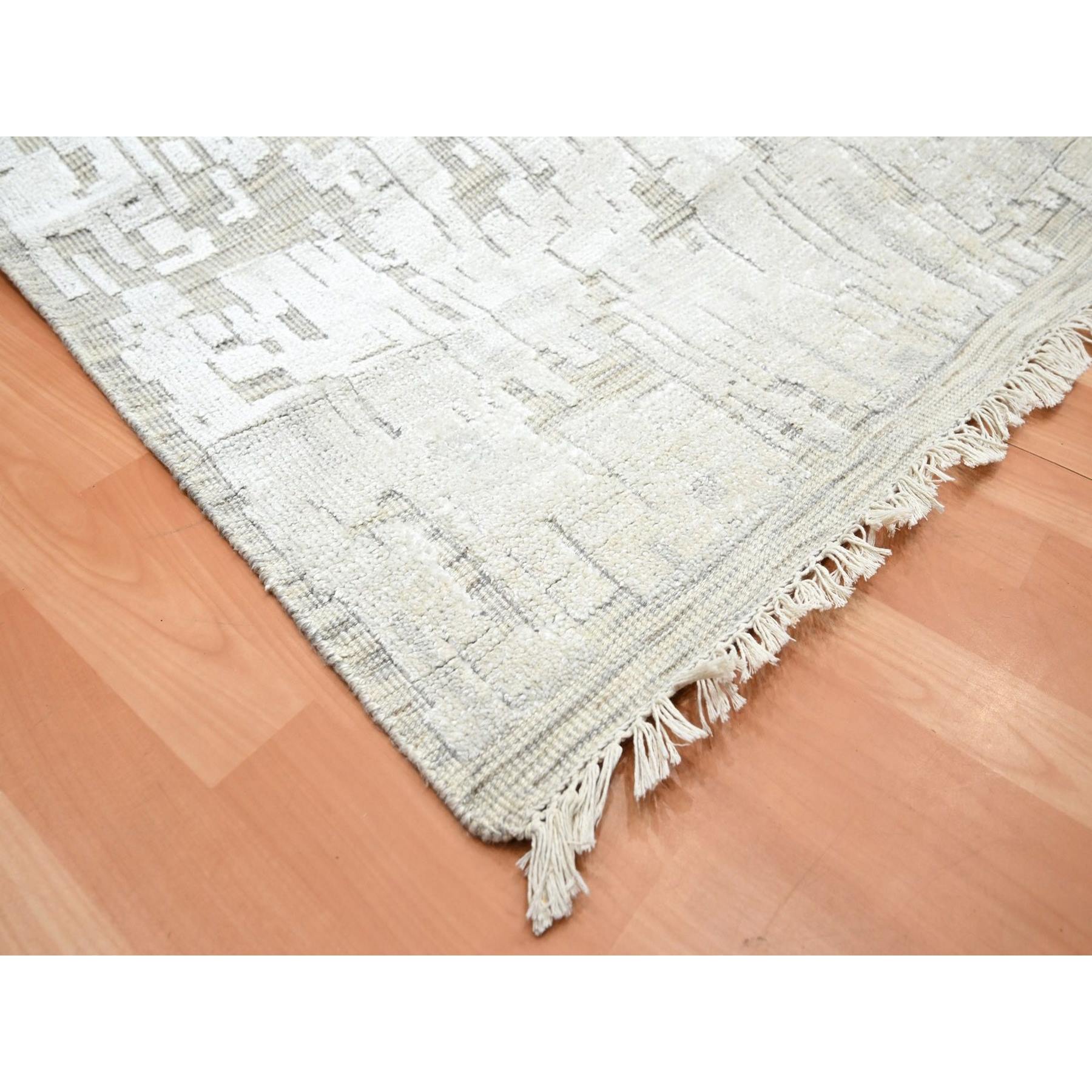 Modern-and-Contemporary-Hand-Knotted-Rug-379365