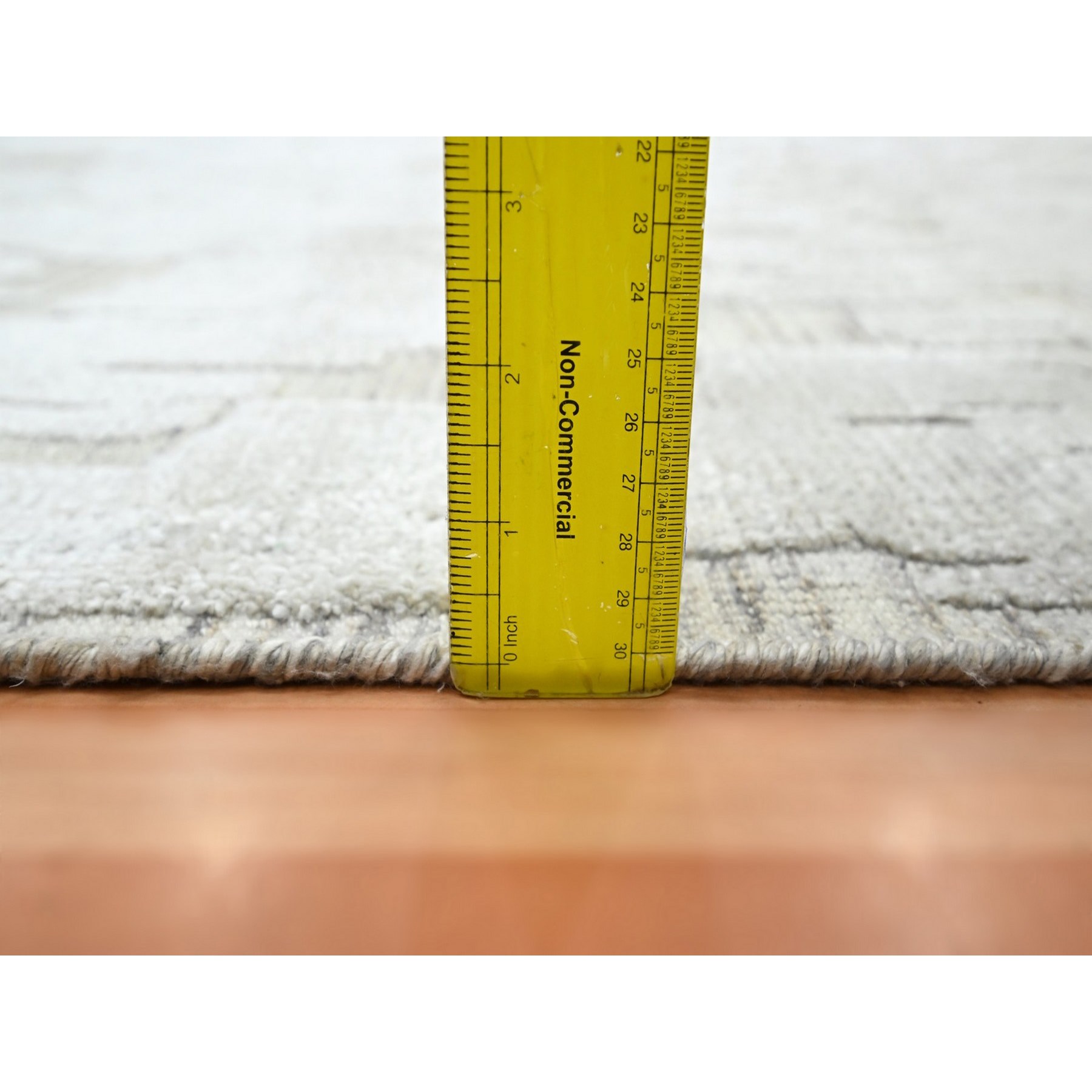 Modern-and-Contemporary-Hand-Knotted-Rug-379365