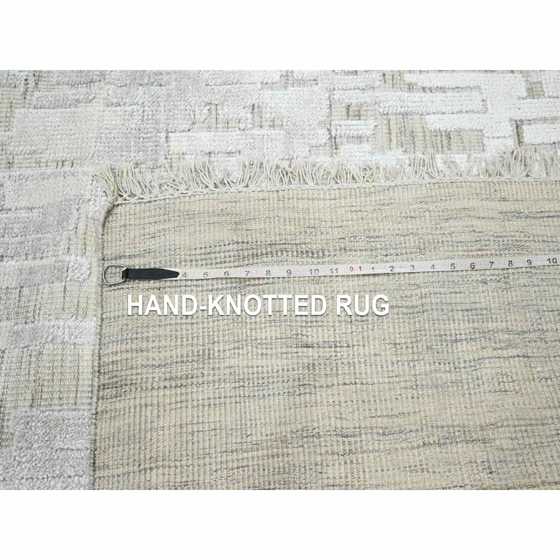 Modern-and-Contemporary-Hand-Knotted-Rug-379365