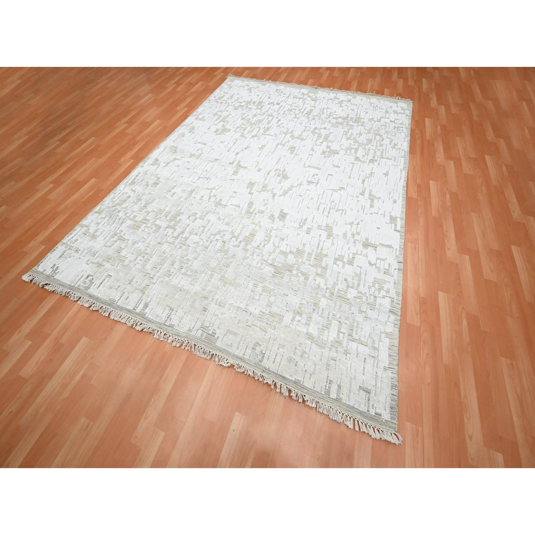 Modern-and-Contemporary-Hand-Knotted-Rug-379370