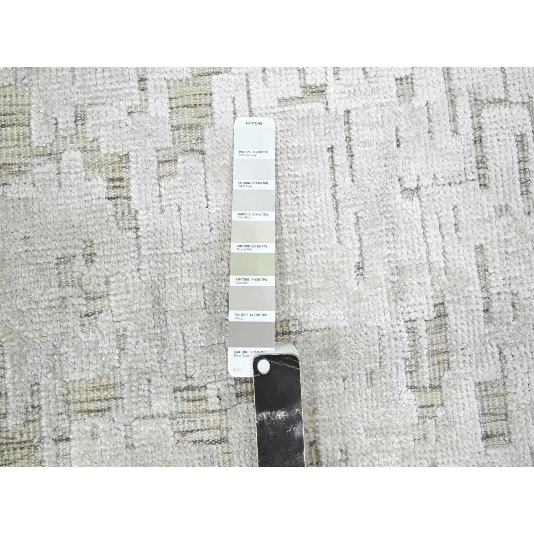 Modern-and-Contemporary-Hand-Knotted-Rug-379370