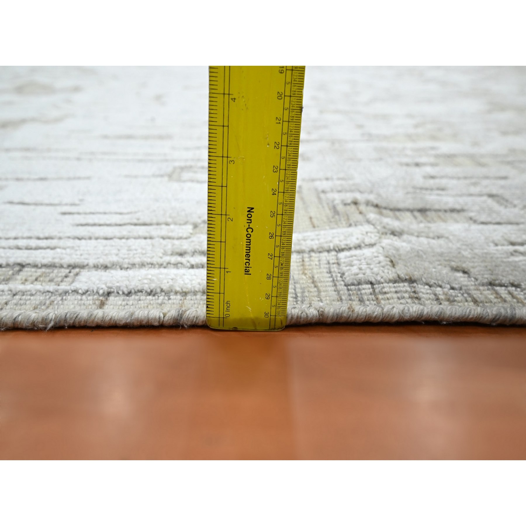Modern-and-Contemporary-Hand-Knotted-Rug-379375