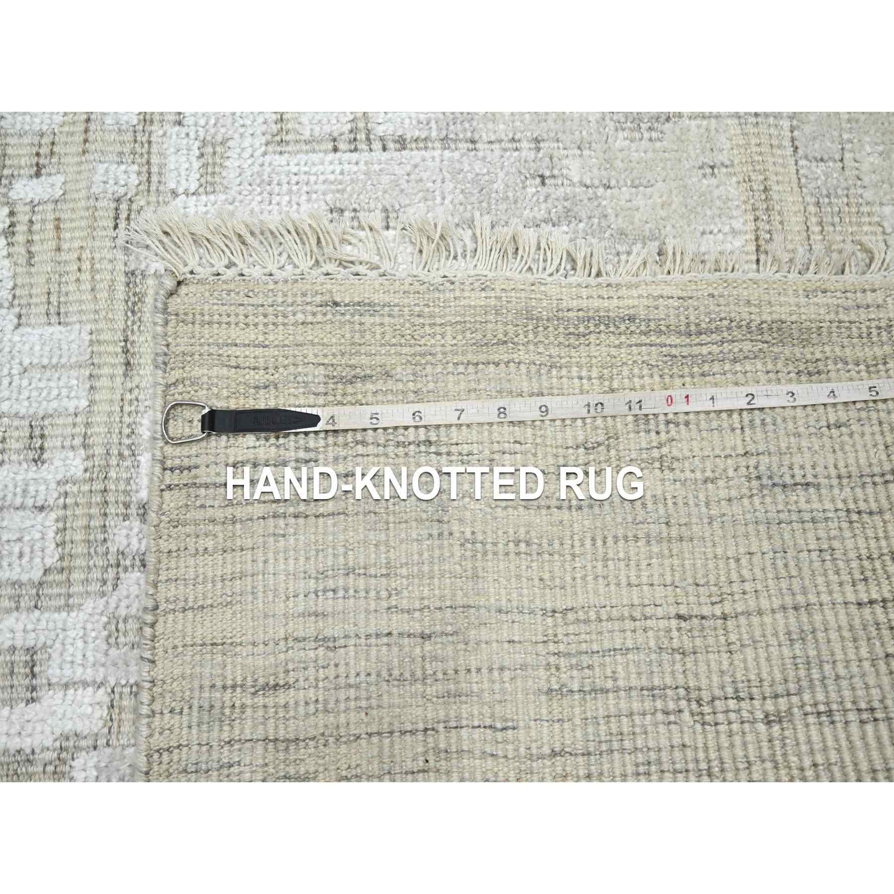 Modern-and-Contemporary-Hand-Knotted-Rug-379375