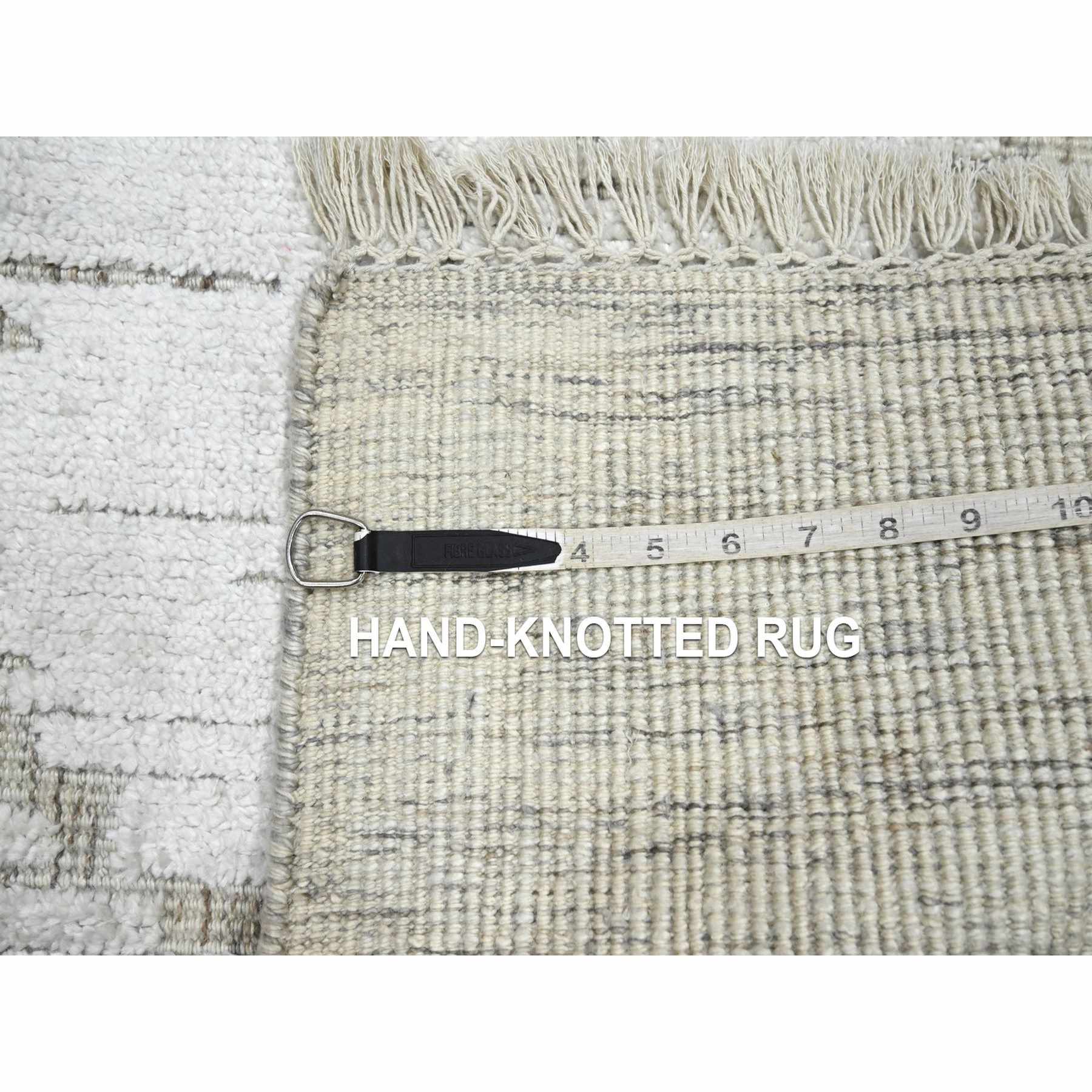 Modern-and-Contemporary-Hand-Knotted-Rug-379385
