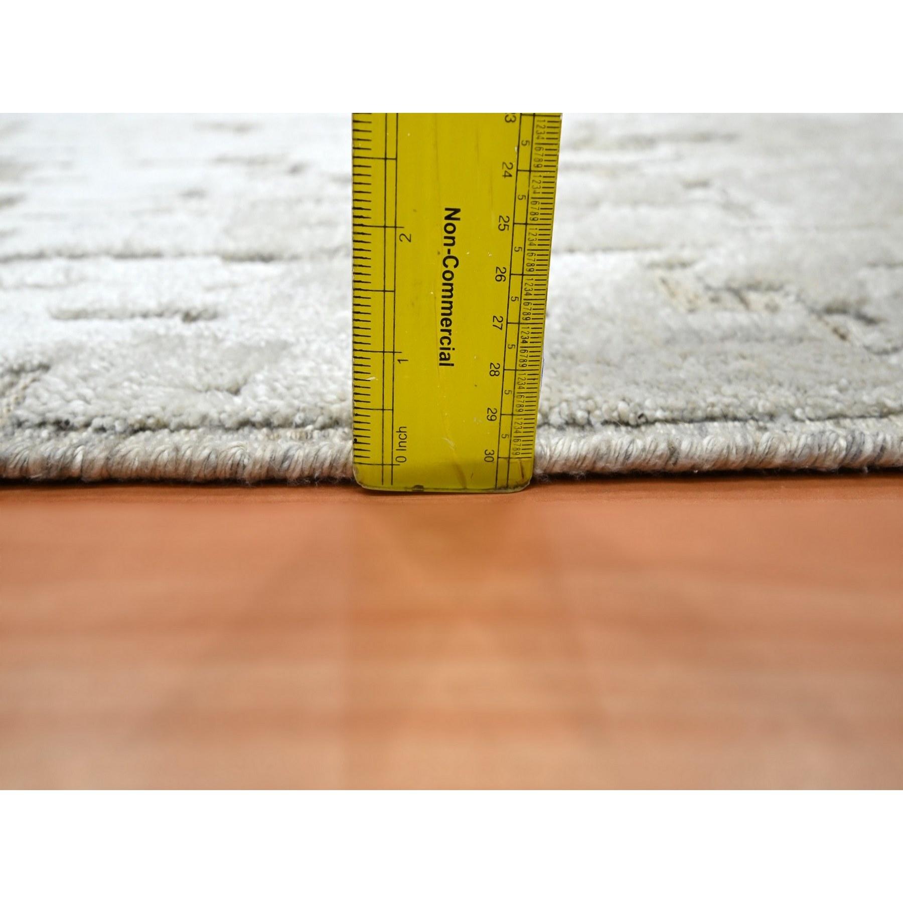 Modern-and-Contemporary-Hand-Knotted-Rug-379390