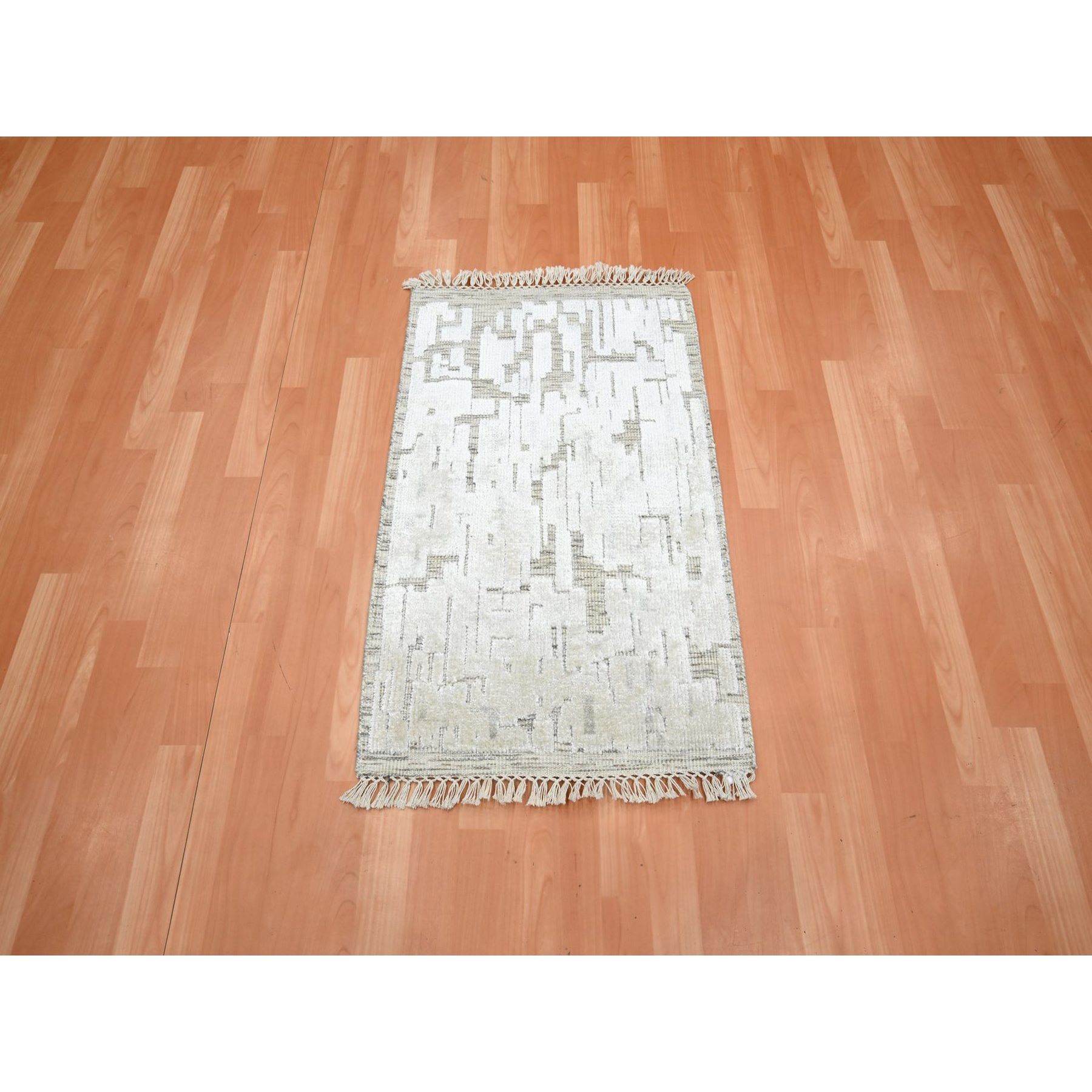 Modern-and-Contemporary-Hand-Knotted-Rug-379395