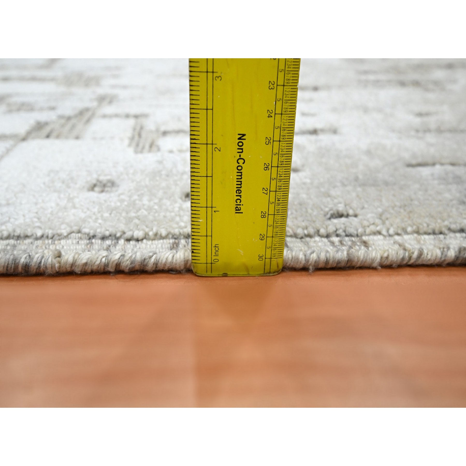 Modern-and-Contemporary-Hand-Knotted-Rug-379395