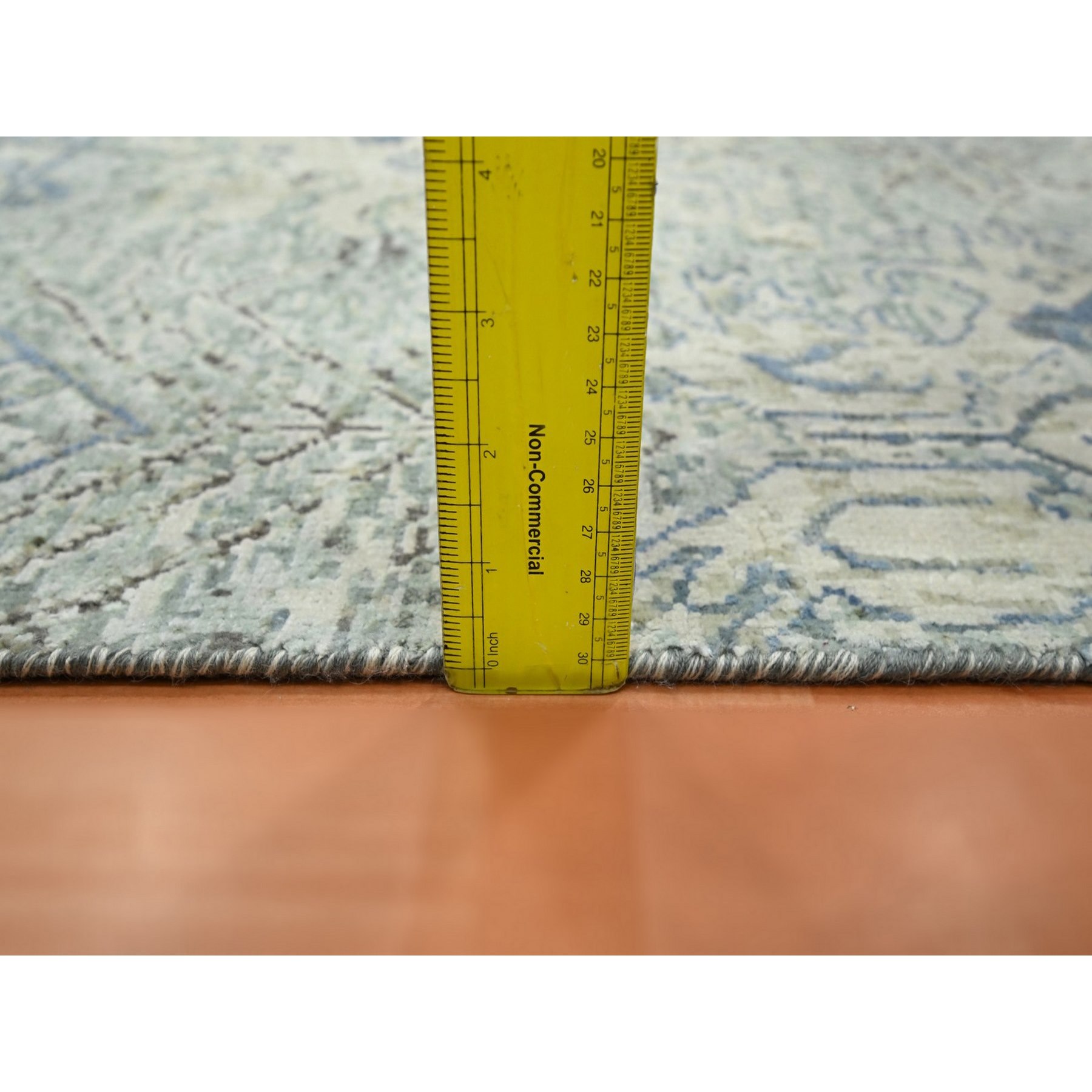 Modern-and-Contemporary-Hand-Knotted-Rug-379400