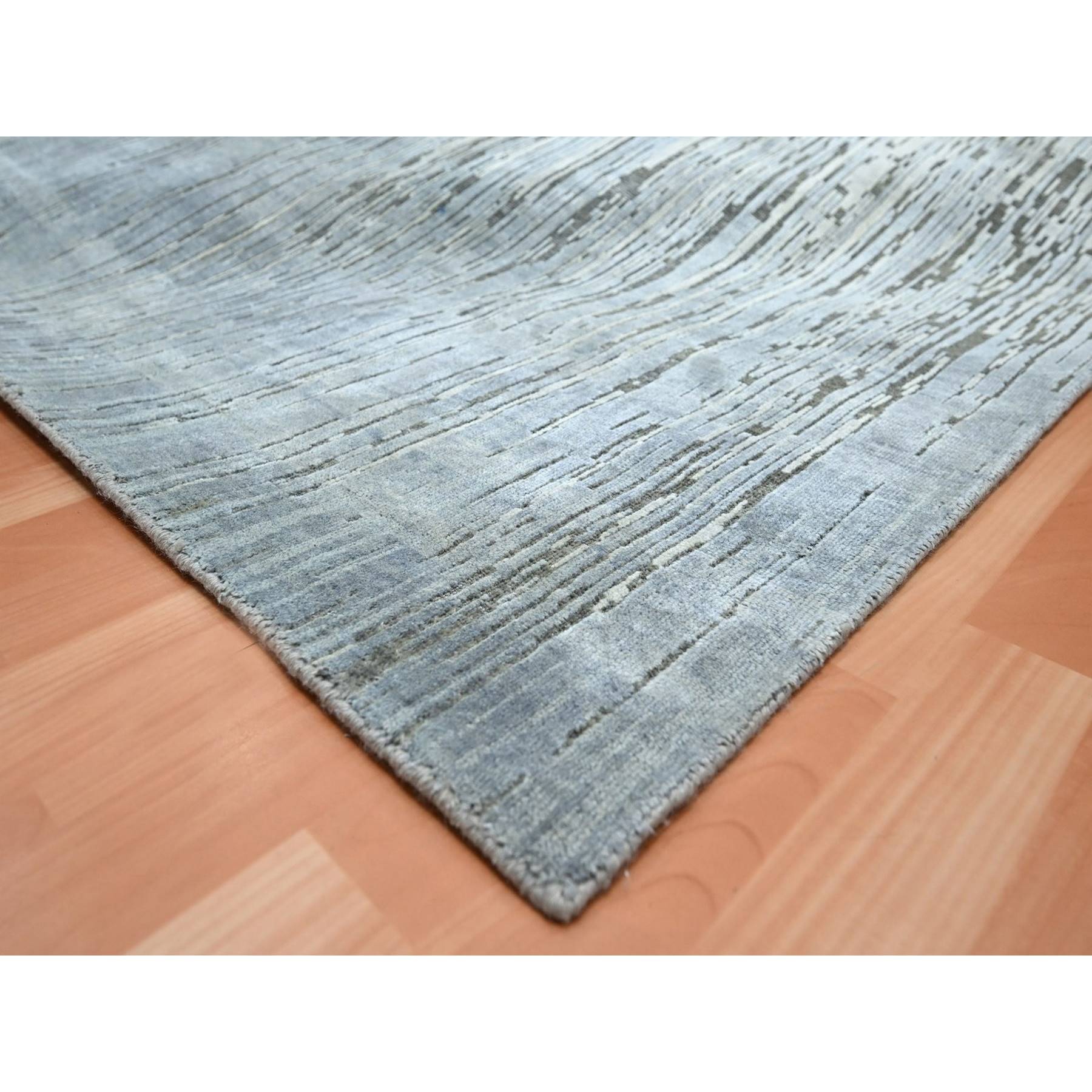 Modern-and-Contemporary-Hand-Knotted-Rug-379430