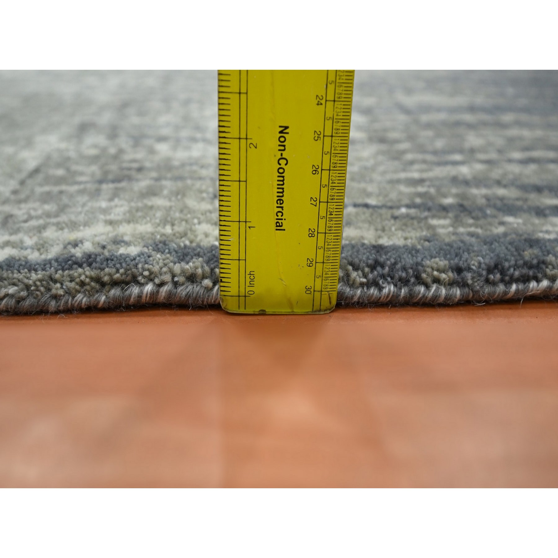 Modern-and-Contemporary-Hand-Knotted-Rug-379570