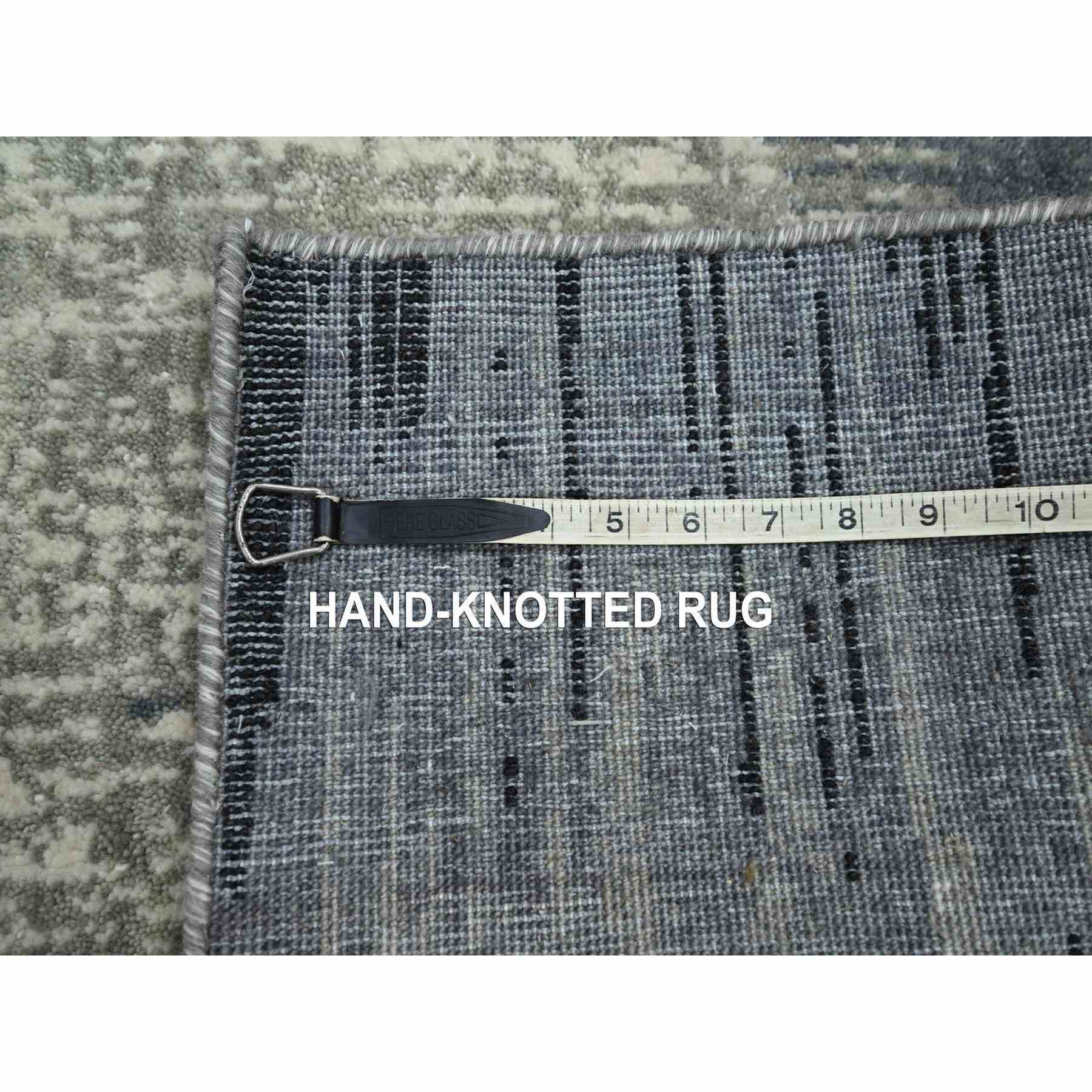 Modern-and-Contemporary-Hand-Knotted-Rug-379570