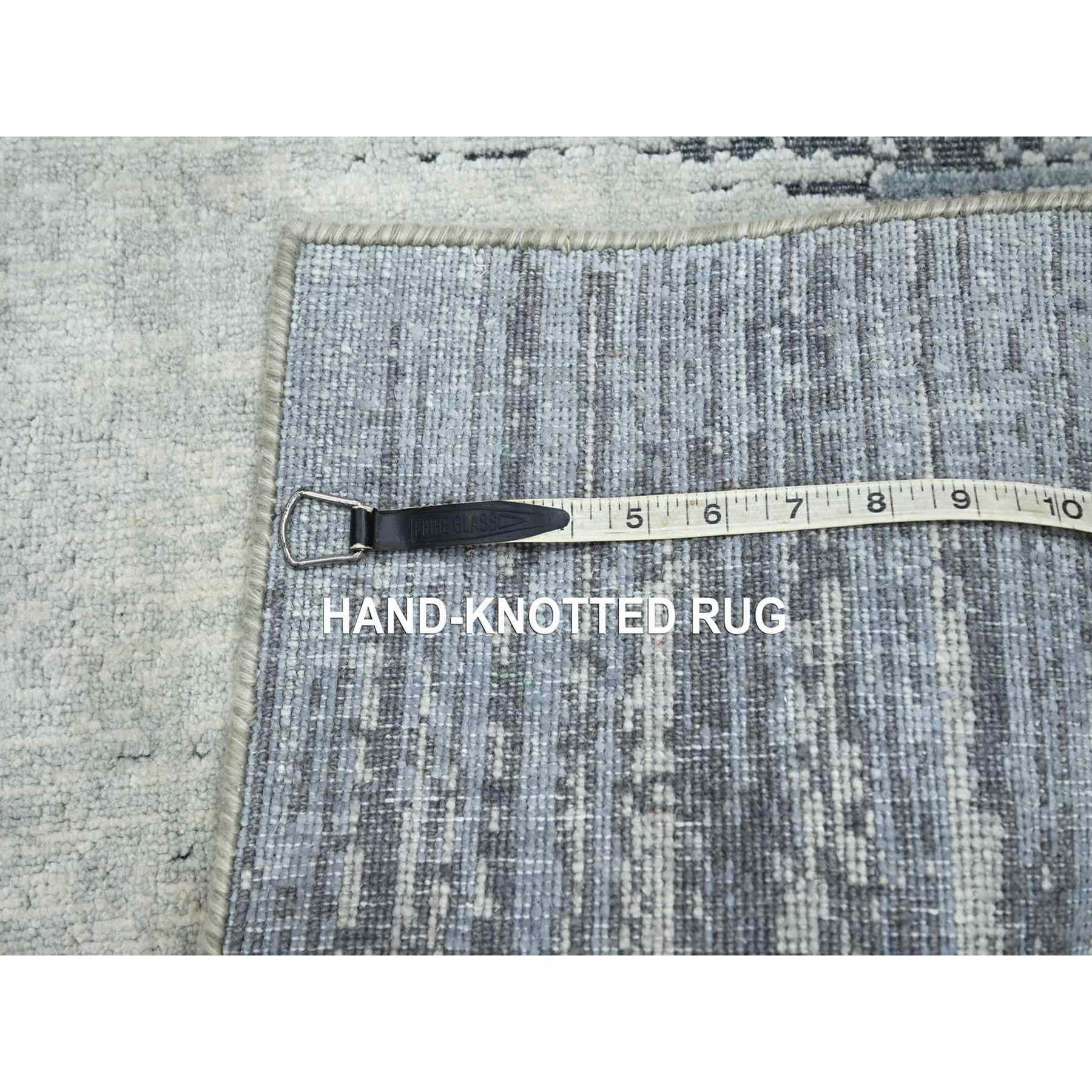 Modern-and-Contemporary-Hand-Knotted-Rug-379580