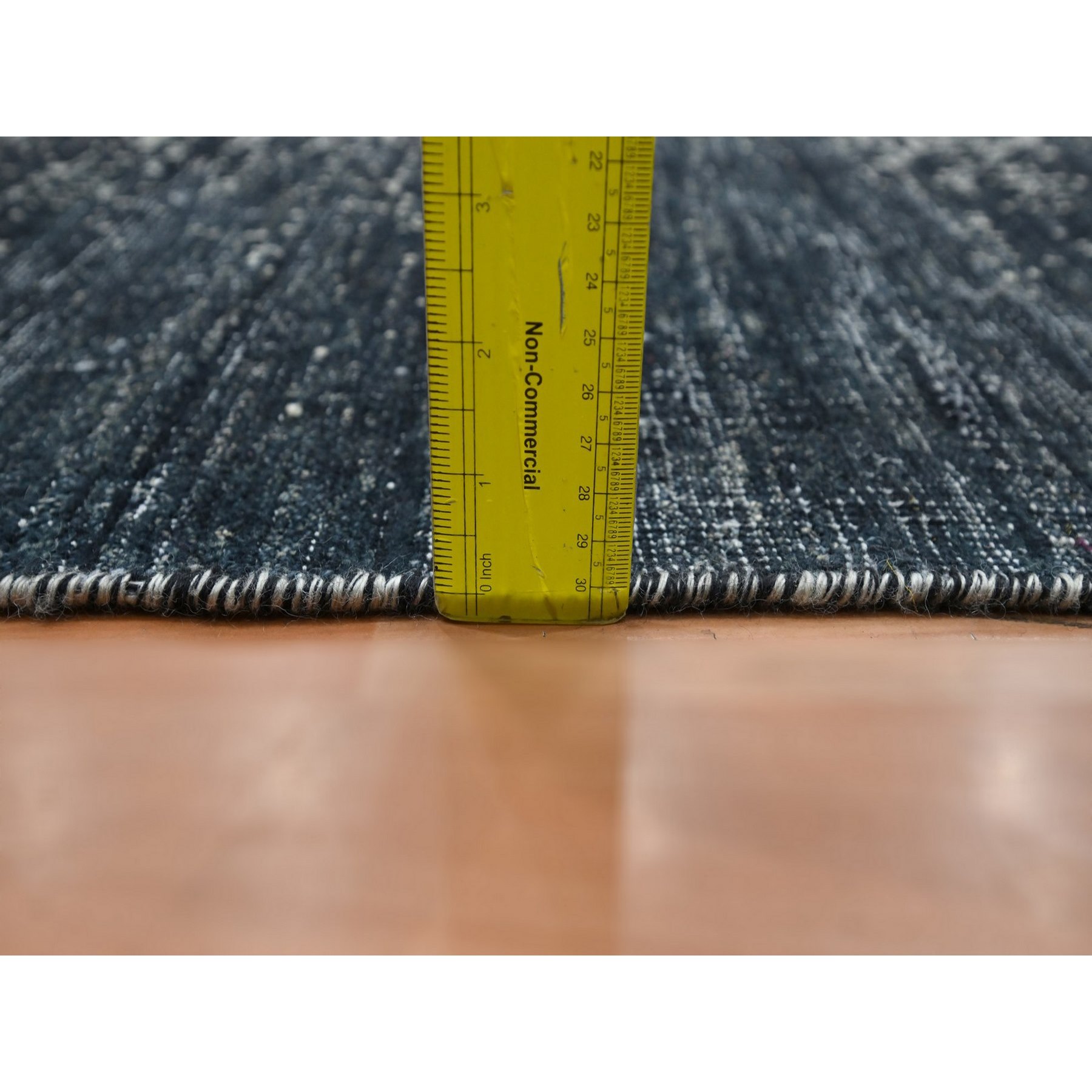 Modern-and-Contemporary-Hand-Knotted-Rug-379635