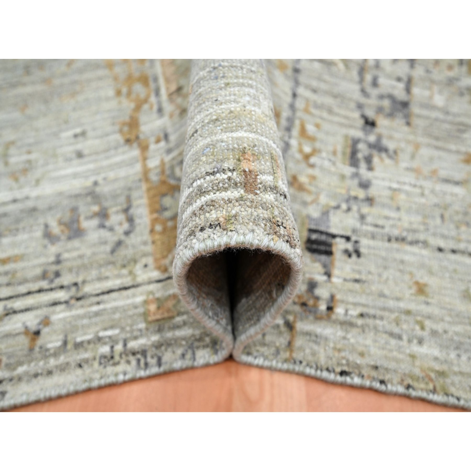 Modern-and-Contemporary-Hand-Knotted-Rug-379640