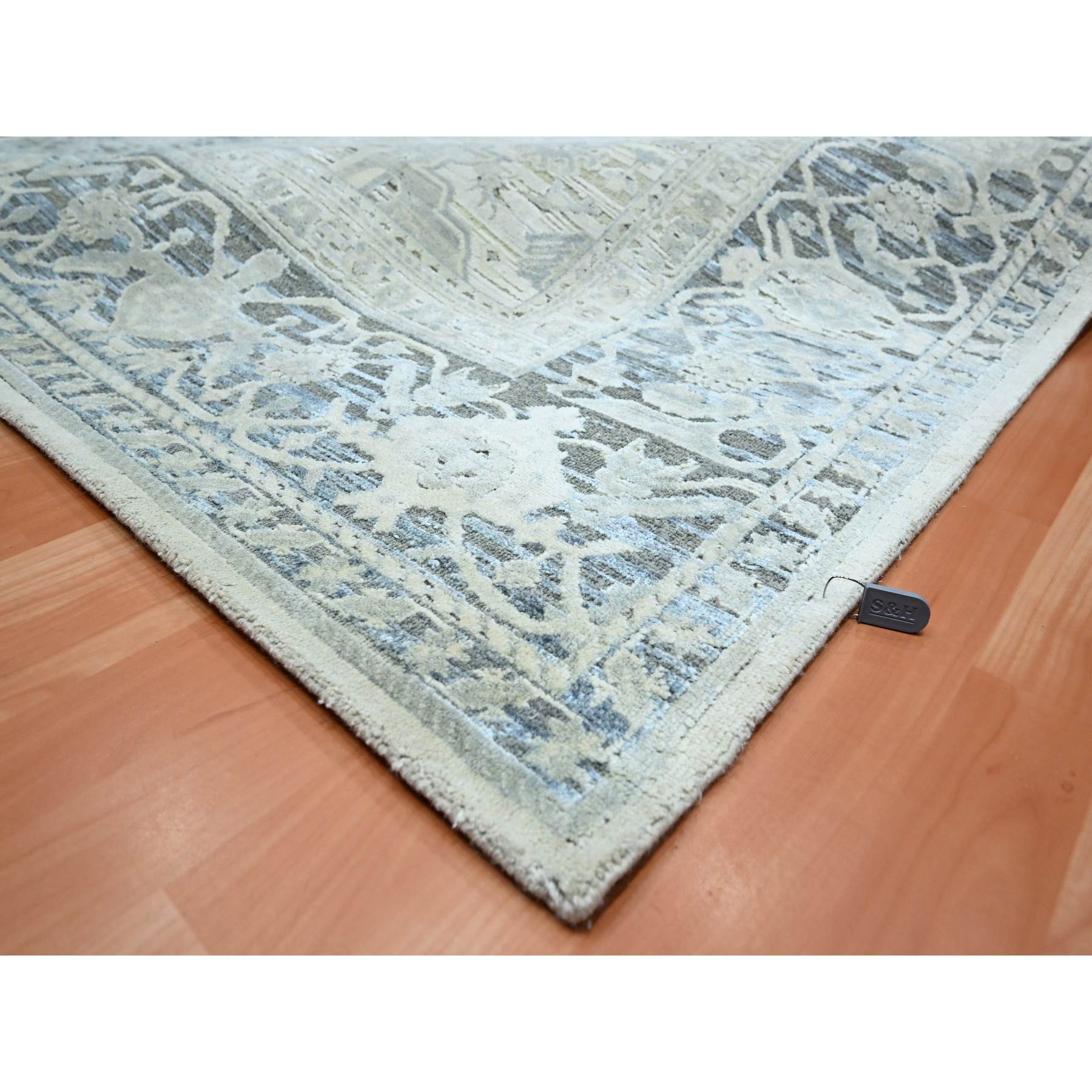 Oushak-And-Peshawar-Hand-Knotted-Rug-377615