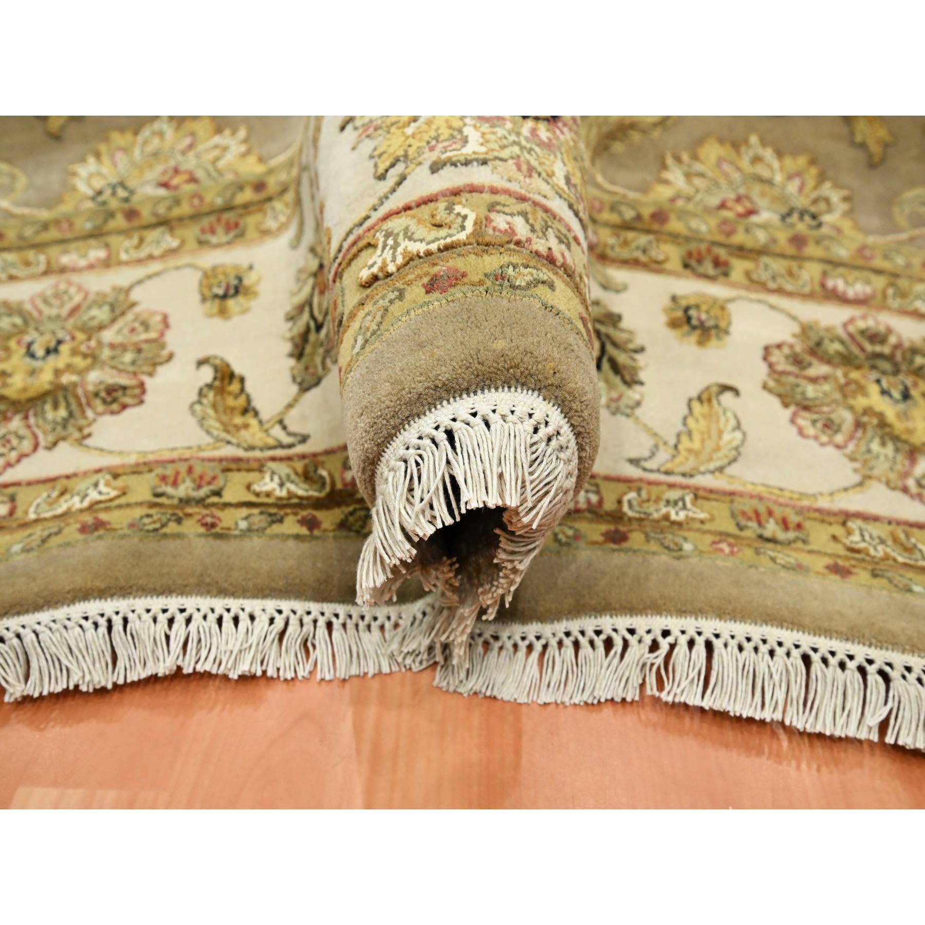 Rajasthan-Hand-Knotted-Rug-377895
