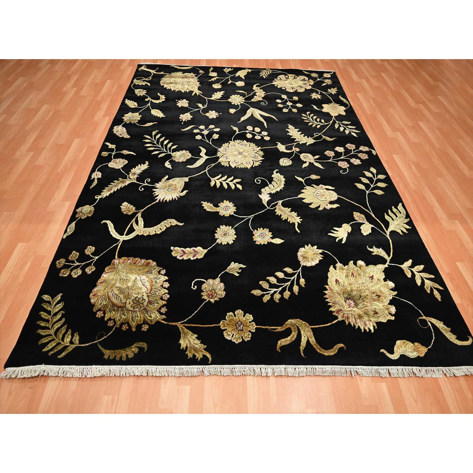 Rajasthan-Hand-Knotted-Rug-377900