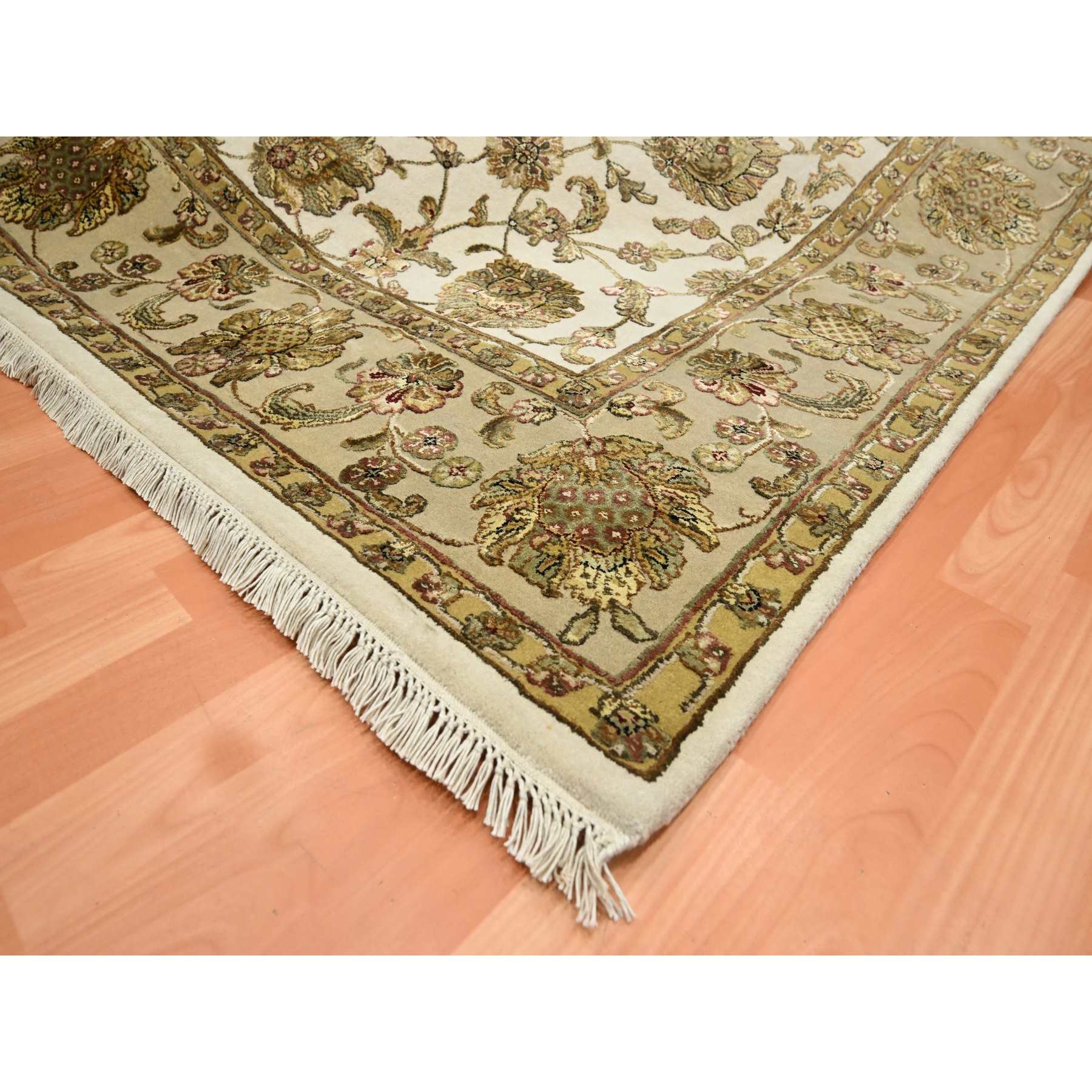 Rajasthan-Hand-Knotted-Rug-377945