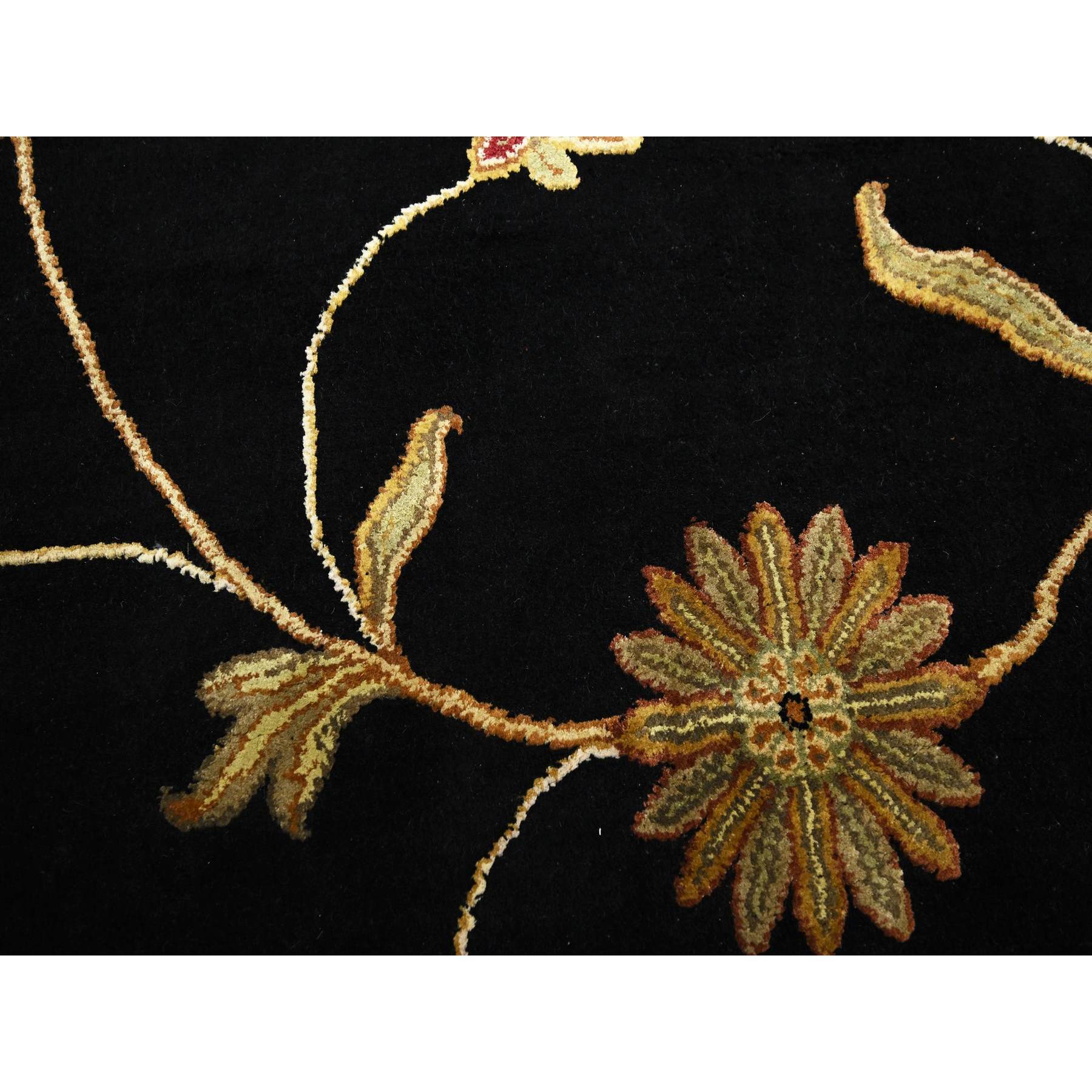 Rajasthan-Hand-Knotted-Rug-378005